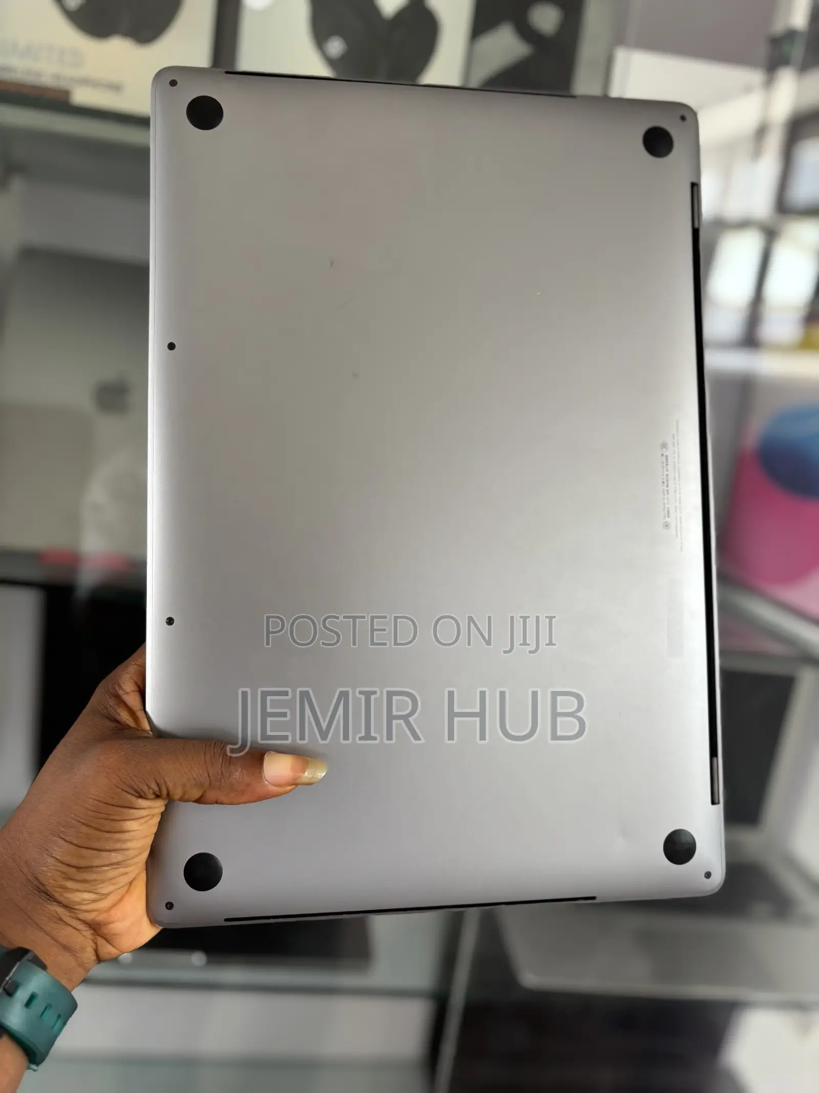Laptop Apple MacBook Pro 2019 64GB Intel Core i9 SSD 512GB