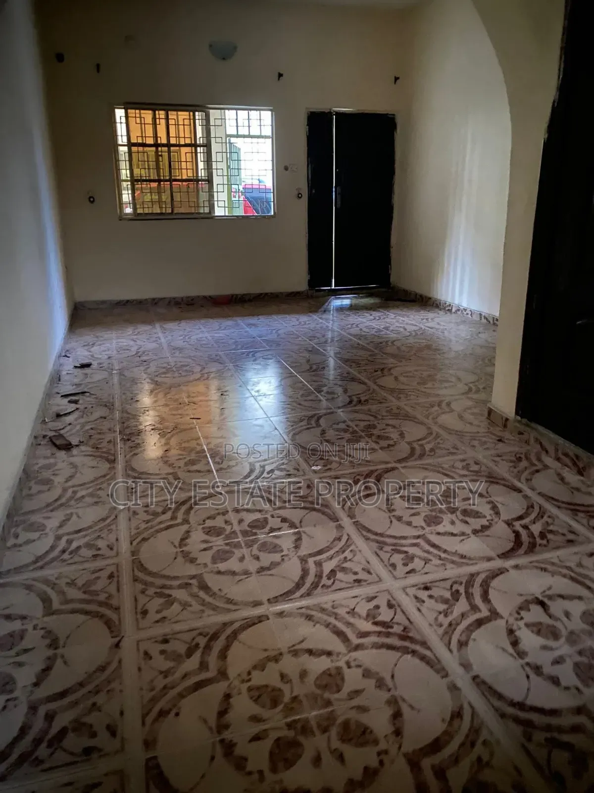 2bdrm Block of Flats in Court Estate, Port-Harcourt for rent