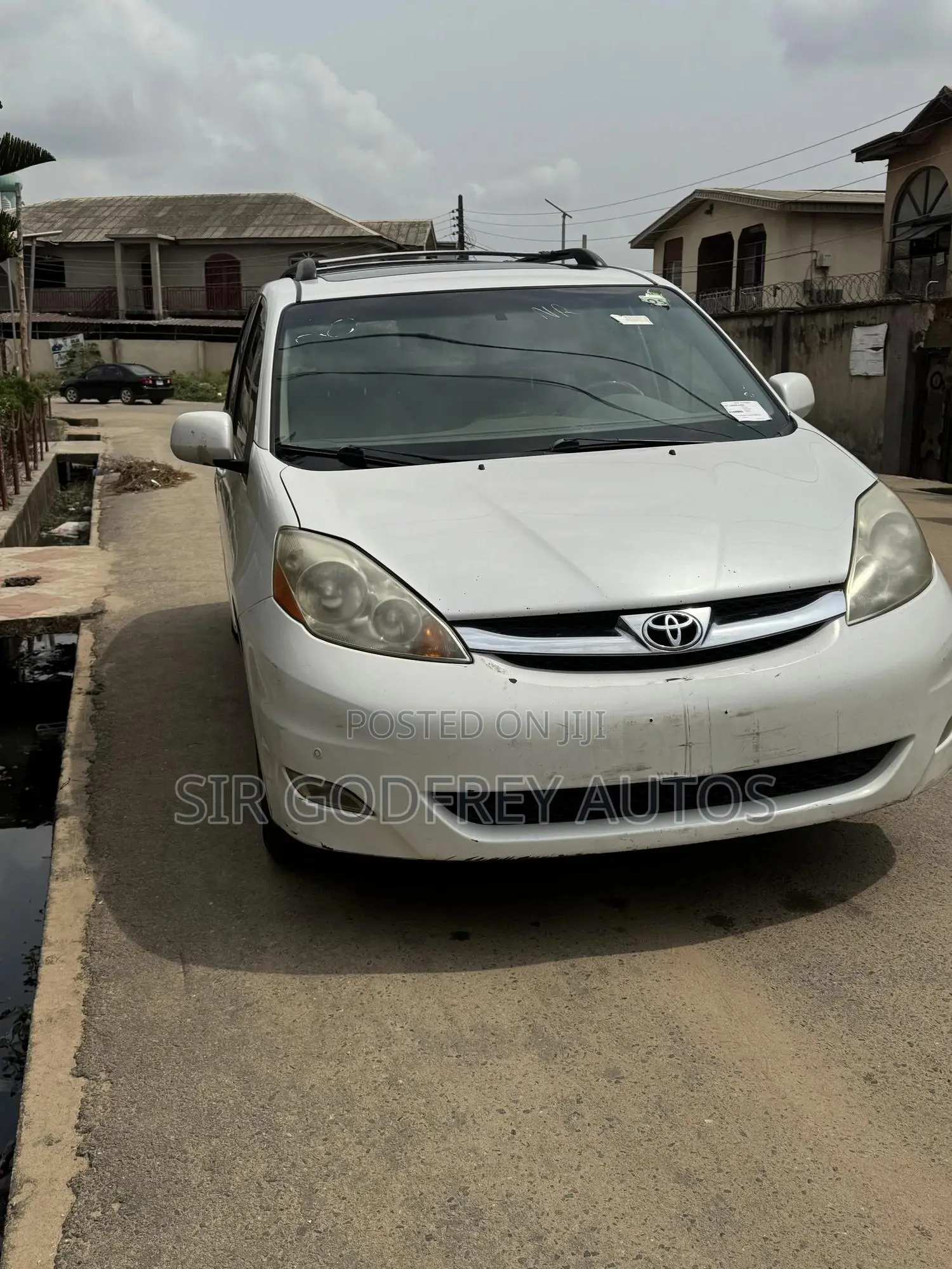 Toyota Sienna LE AWD 2005 White