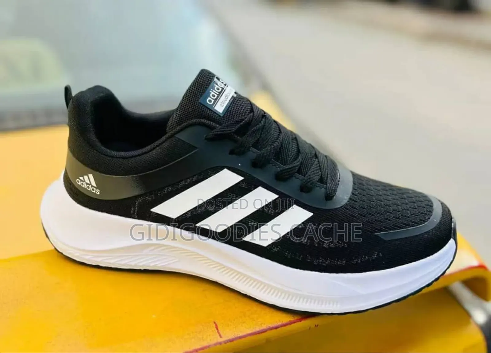 Adidas Cloud Foam Sneakers Size 45-48