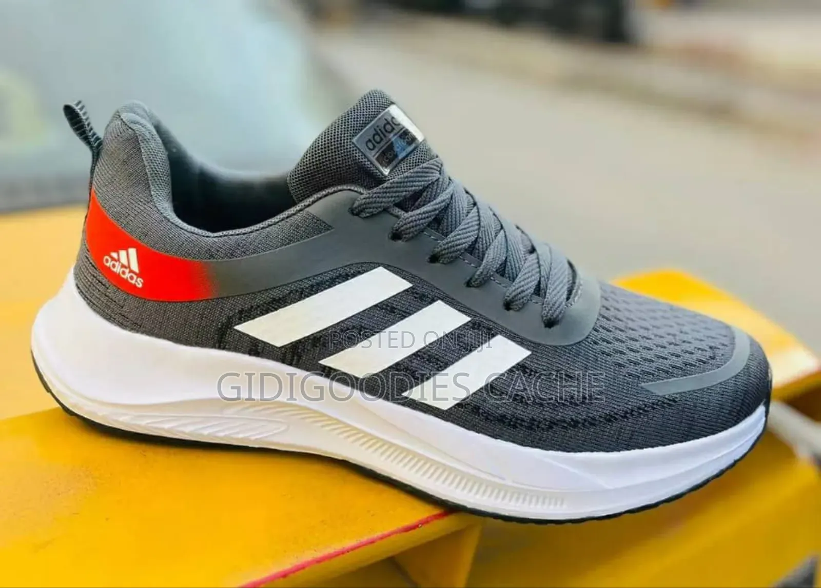 Adidas Cloud Foam Sneakers Size 45-48
