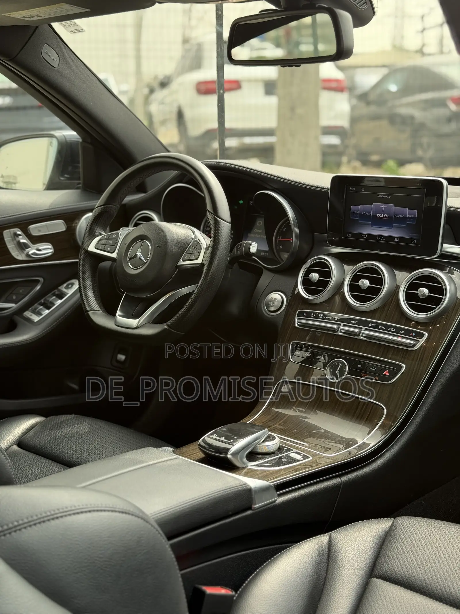 Mercedes-Benz C300 2015 Blue