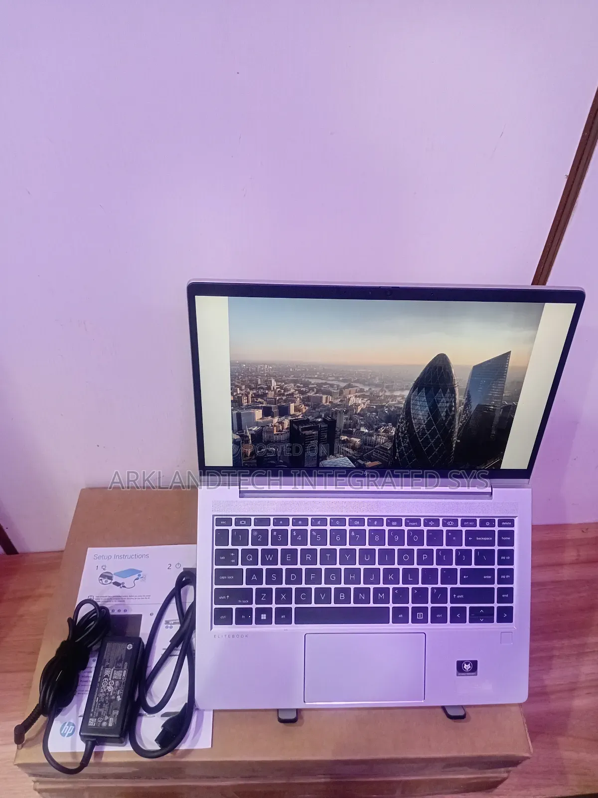 New Laptop HP 250 G10 16GB AMD Ryzen 5 SSD 512GB