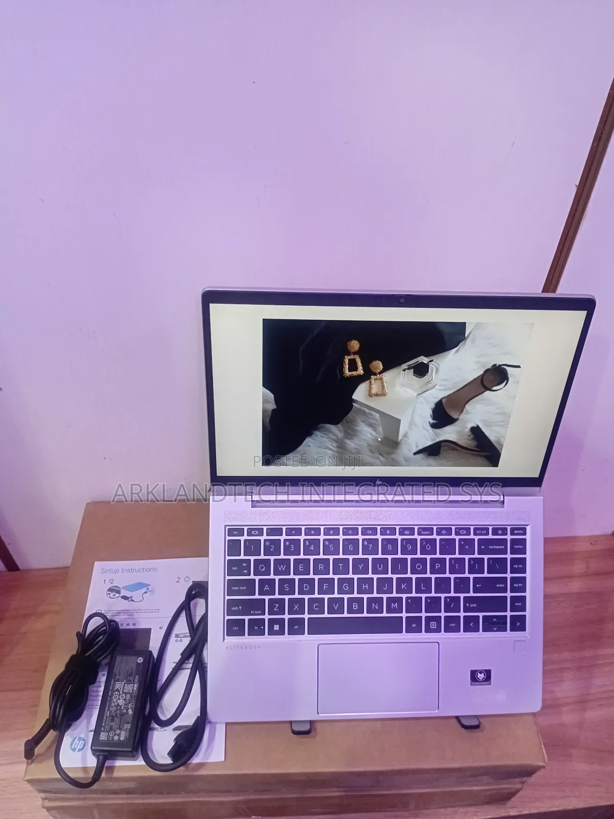 New Laptop HP 250 G10 16GB AMD Ryzen 5 SSD 512GB