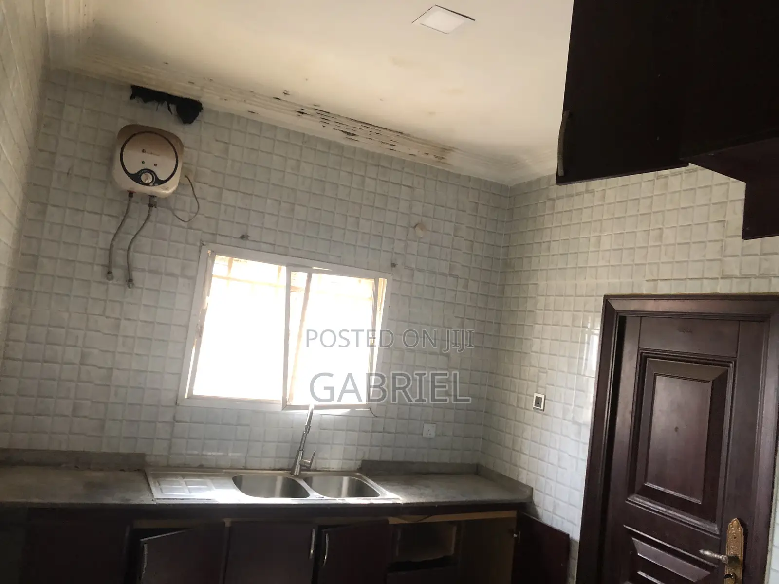 2bdrm Block of Flats in Dawaki Extension for rent