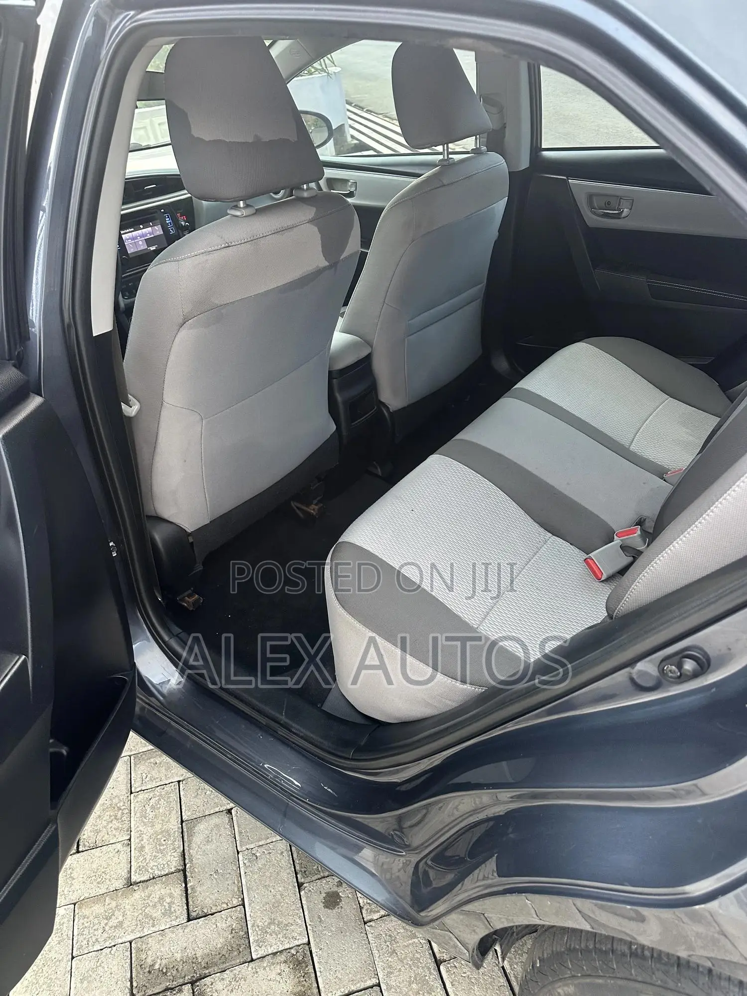 Toyota Corolla 2018 Gray