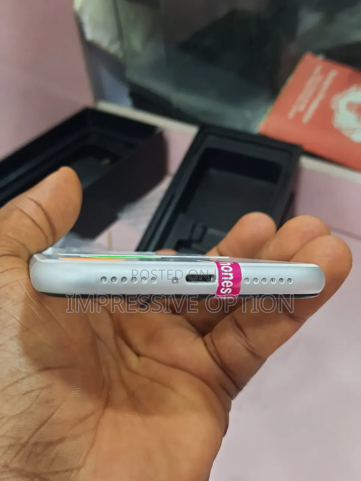 Apple iPhone XR 128 GB White
