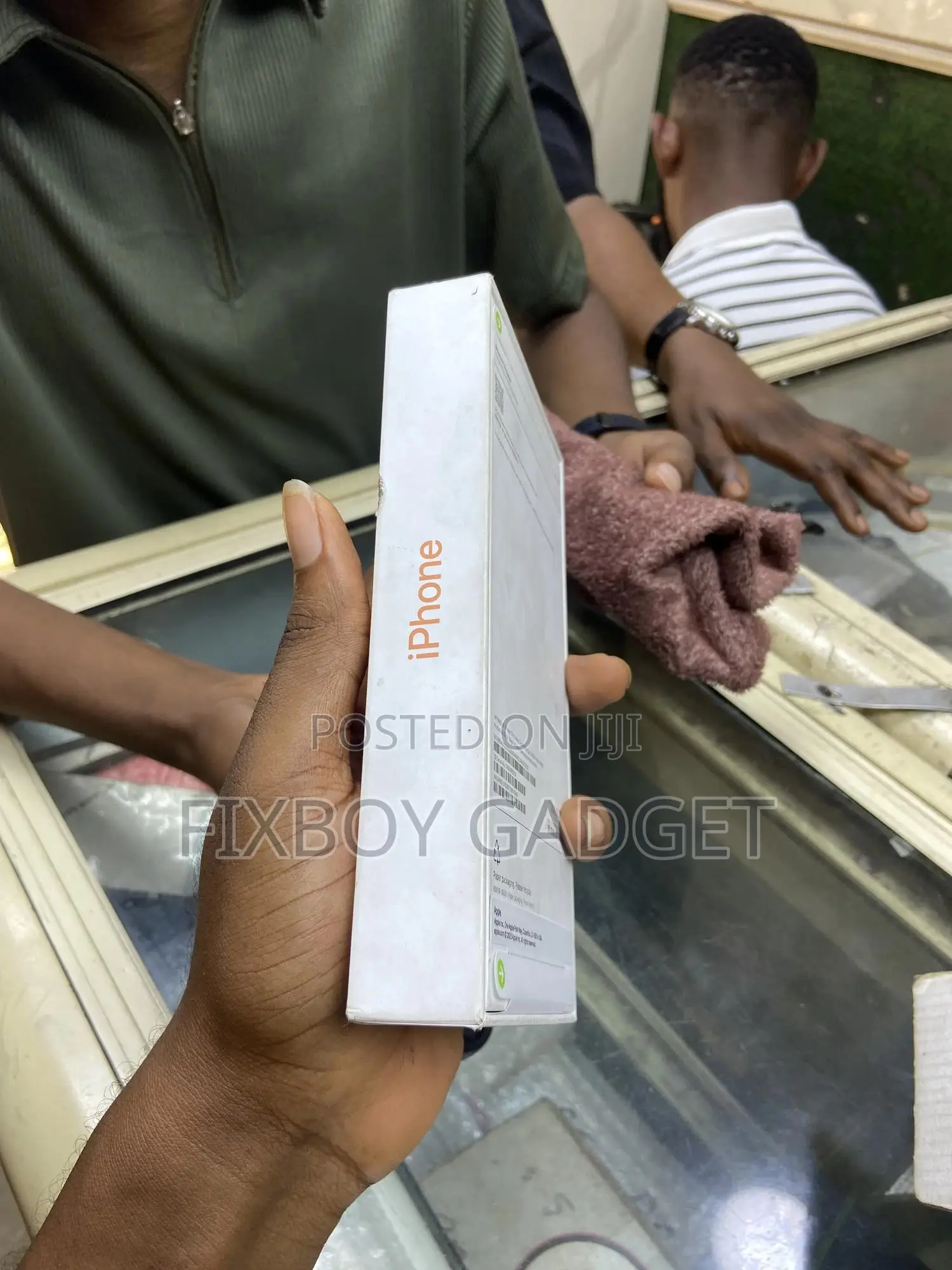 New Apple iPhone 17 Pro Max 256 GB Orange