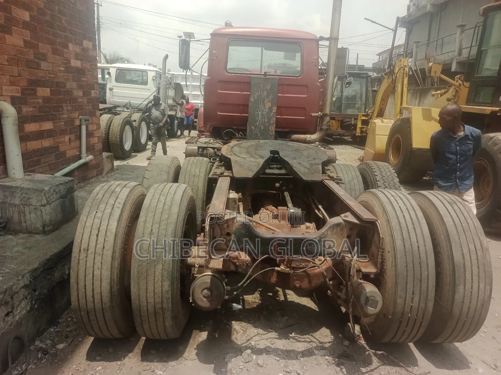 Mack Truck Head With 10 Tyres (Foreign Used)