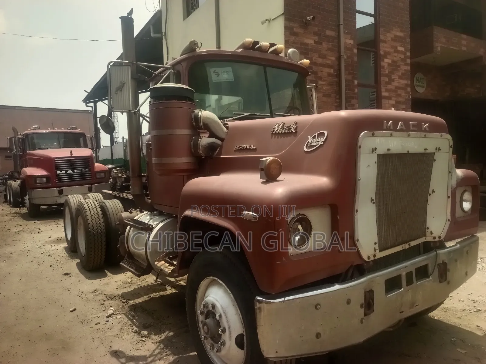 Mack Truck Head With 10 Tyres (Foreign Used)