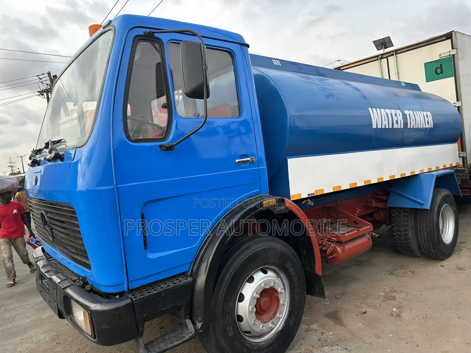 Mercedes Benz Water Tank Blue