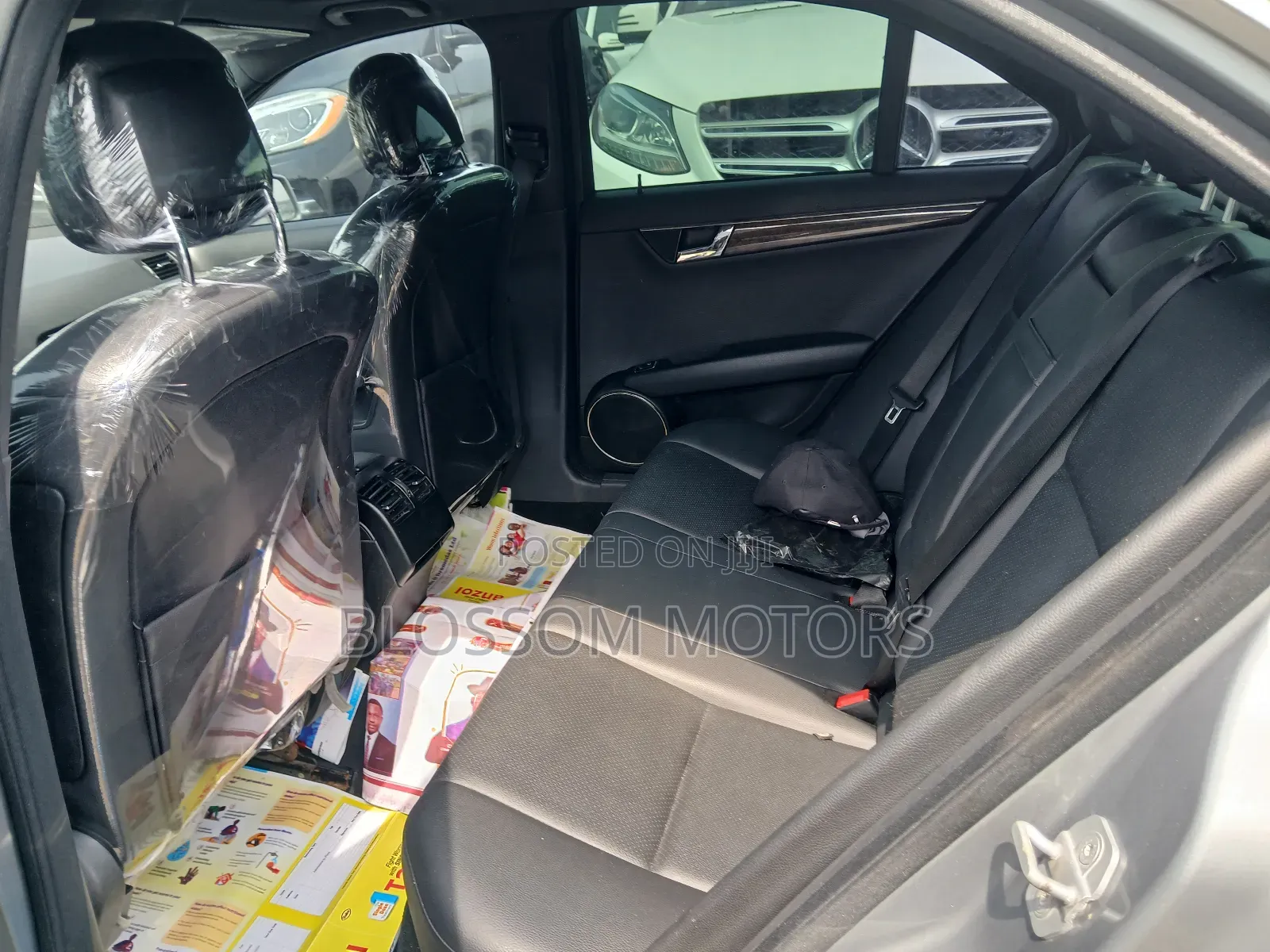 Mercedes-Benz C300 2010 Gray