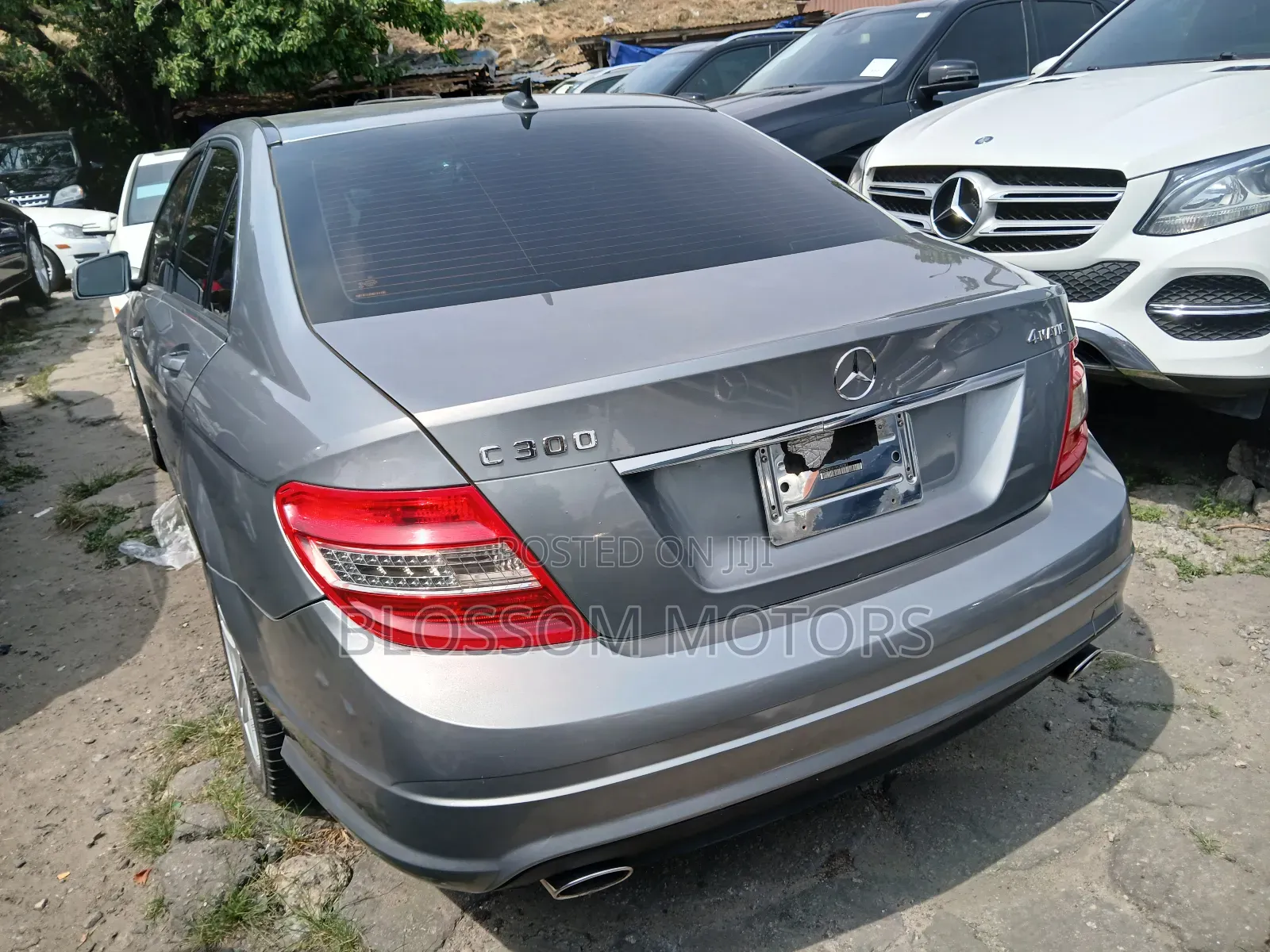 Mercedes-Benz C300 2010 Gray