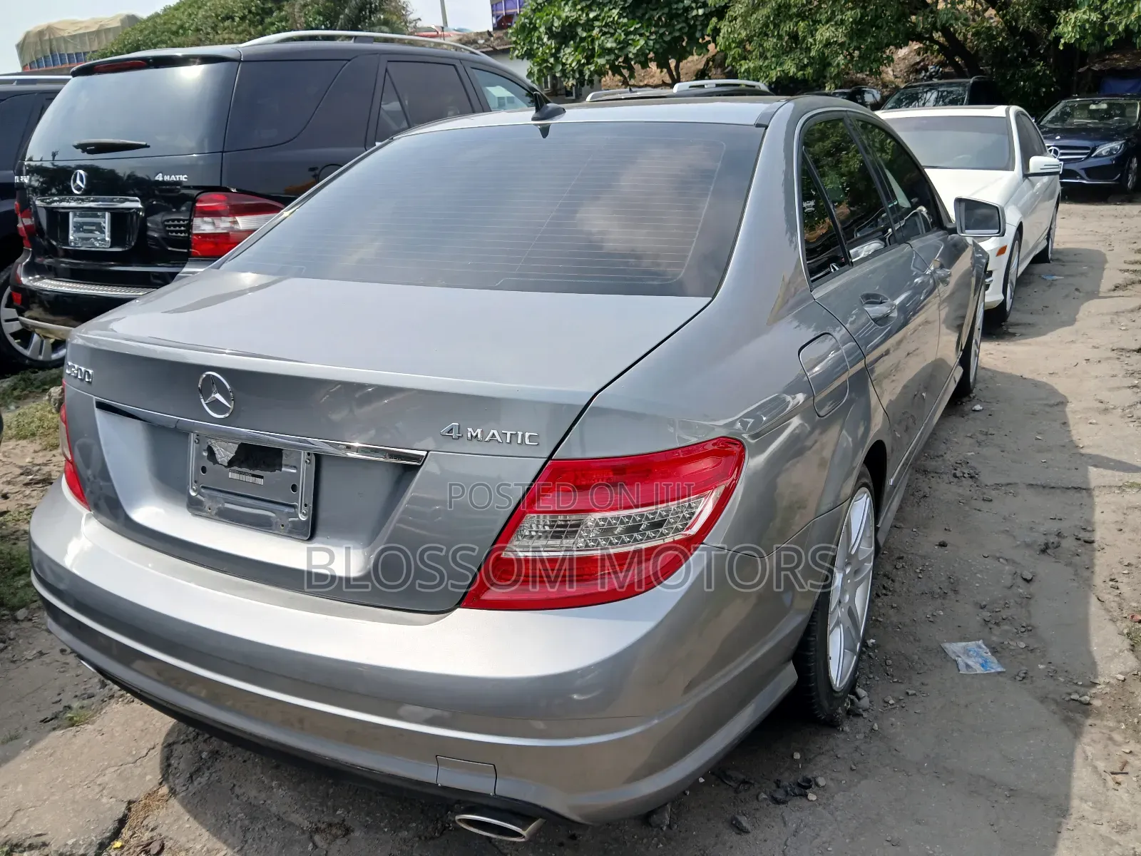 Mercedes-Benz C300 2010 Gray