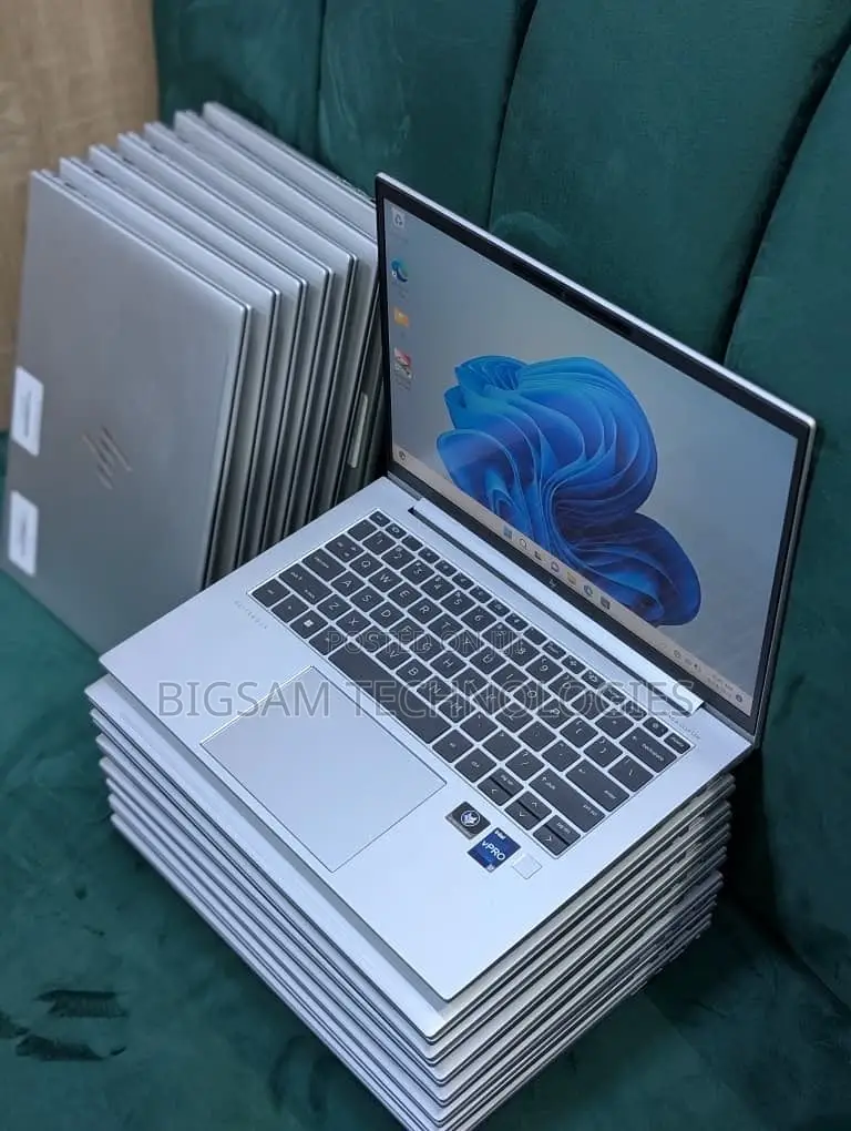 Laptop Dell XPS 17 9720 32GB Intel Core i9 SSD 512GB