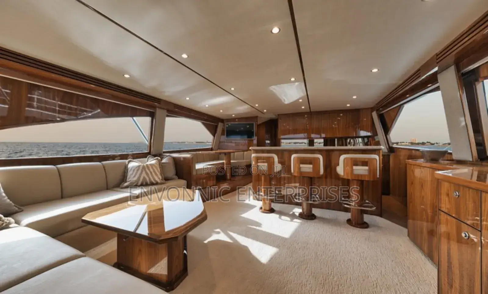 2019 68 Viking Whirlwind Convertible Yatch for Hire