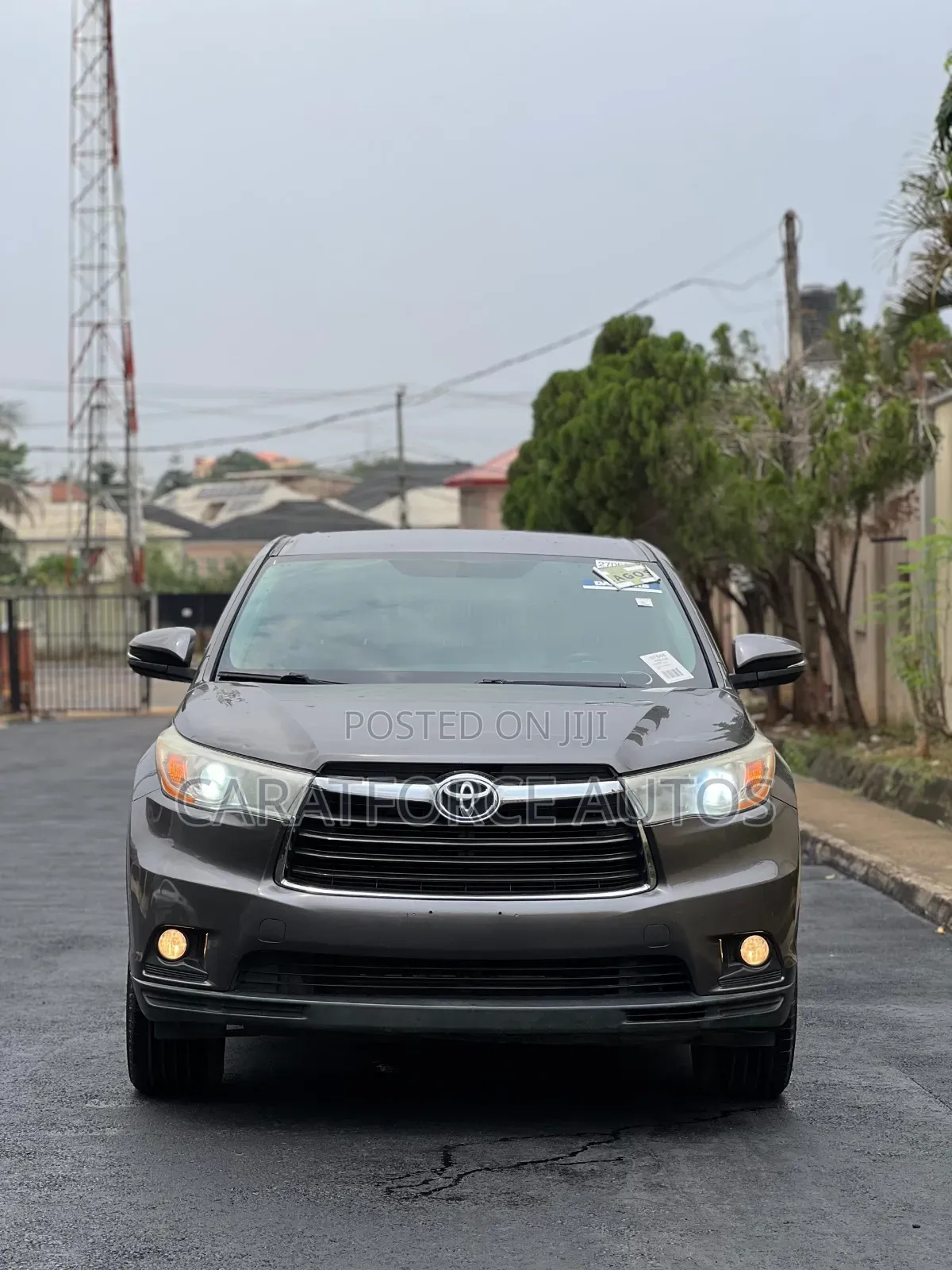 Toyota Highlander LE 4dr SUV AWD (3.5L 6cyl 6A) 2014 Gray