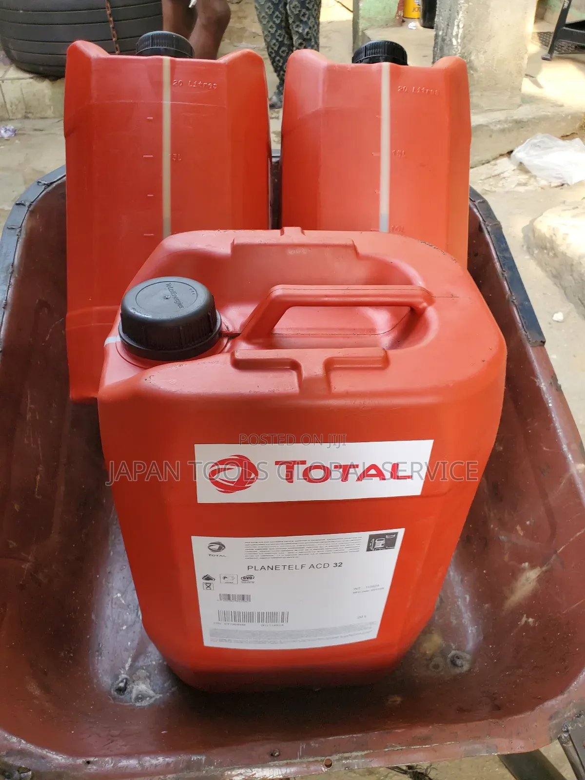 Total Planetelf Acd 32 Oil (20litre)