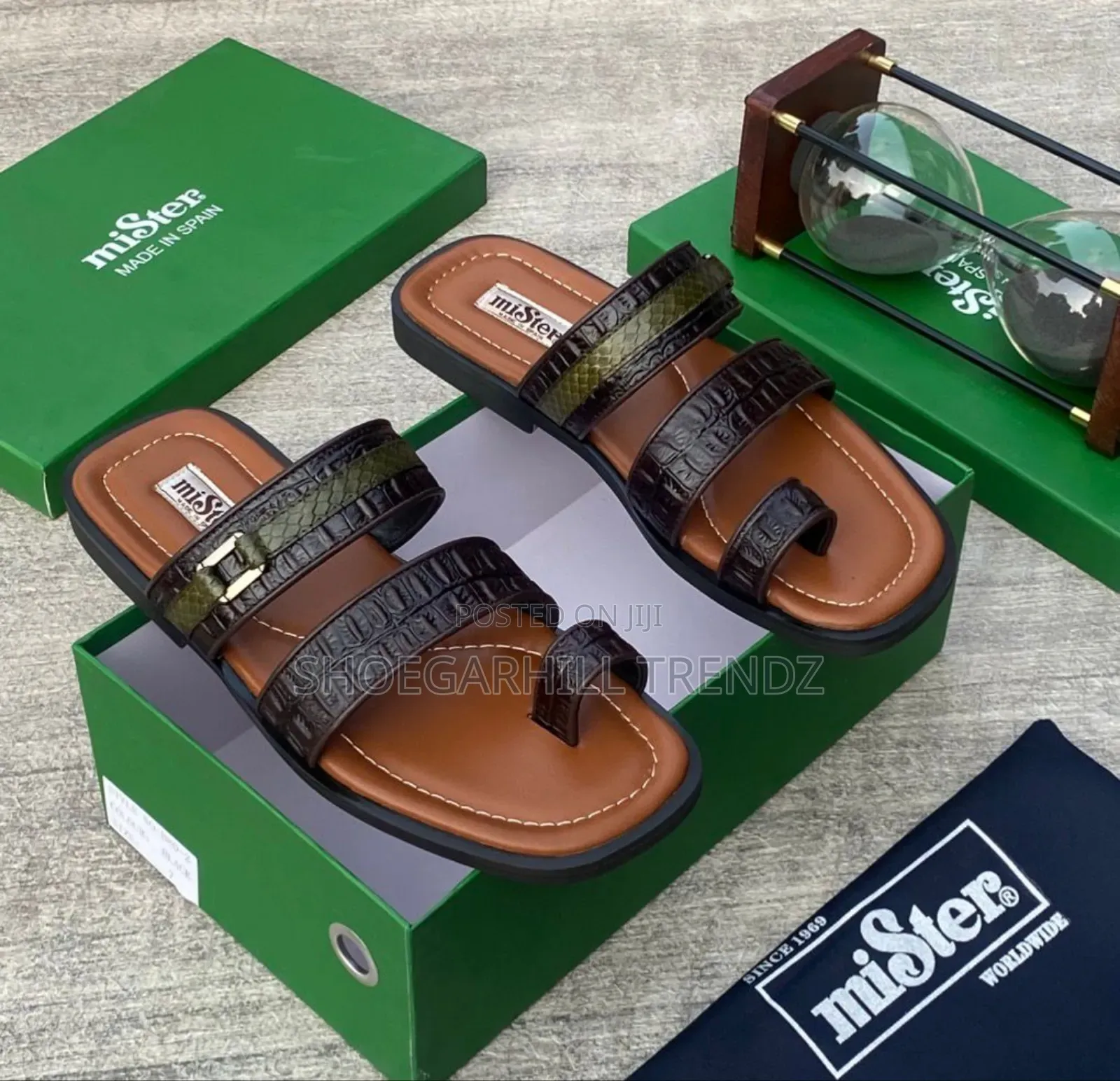 Mister Leather Toe Palm Slippers
