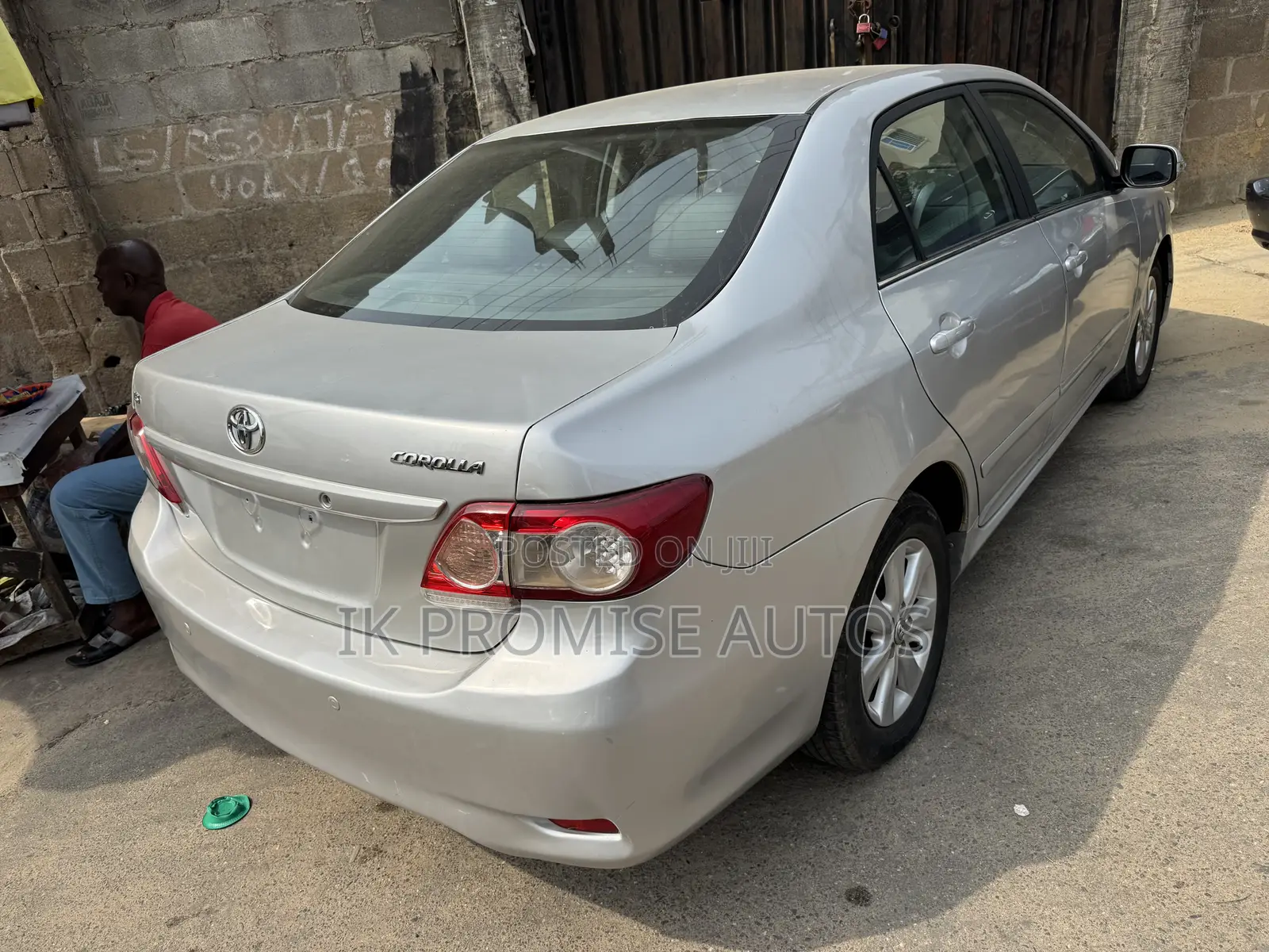 Toyota Corolla 2012 Silver