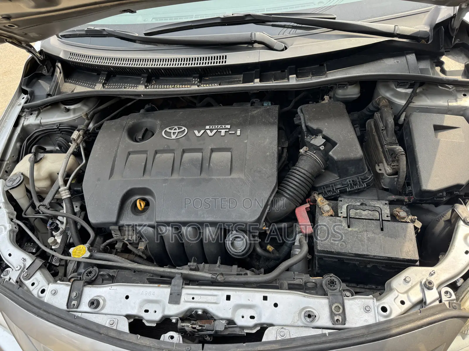 Toyota Corolla 2012 Silver