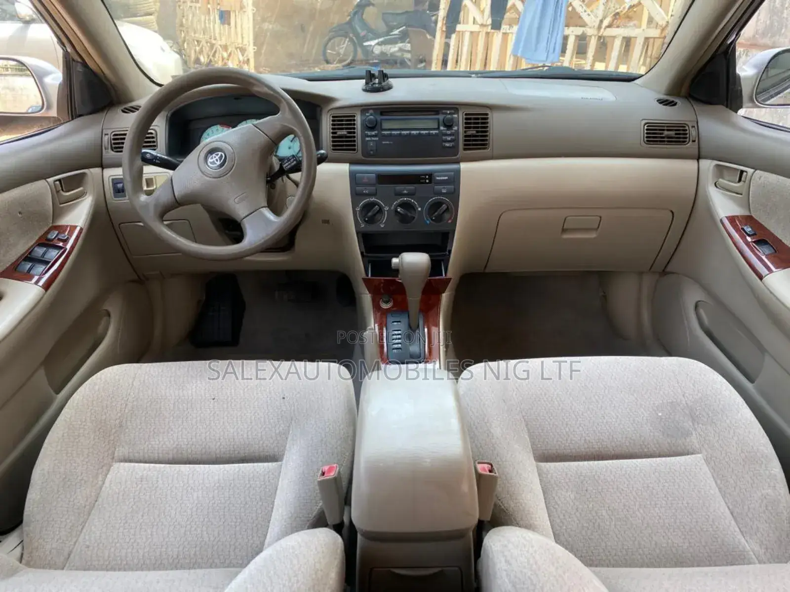 Toyota Corolla 1.6 Sol 2004 Gold