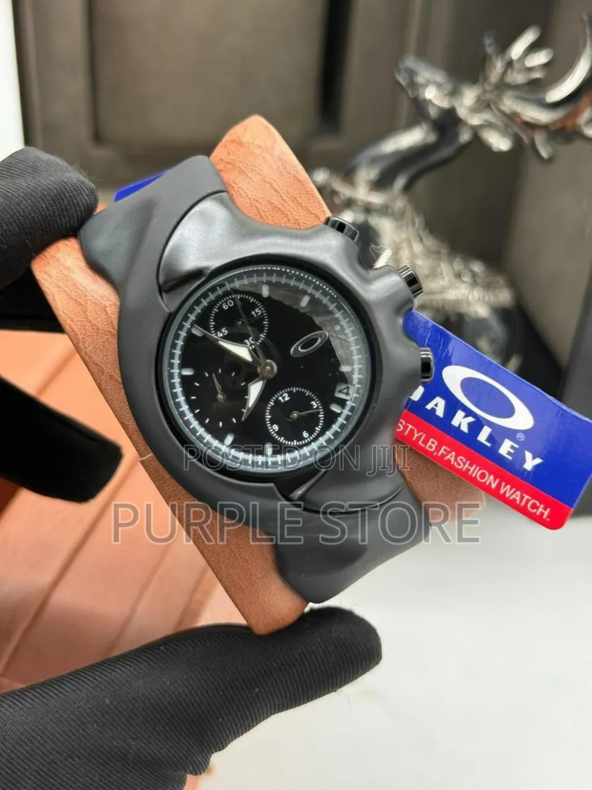 Oakley Chronograph Watch. Rubber Strap Watch