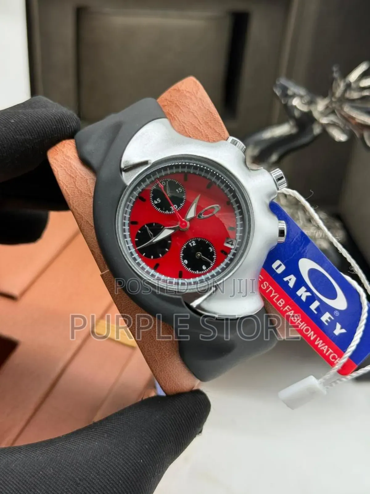 Oakley Chronograph Watch. Rubber Strap Watch