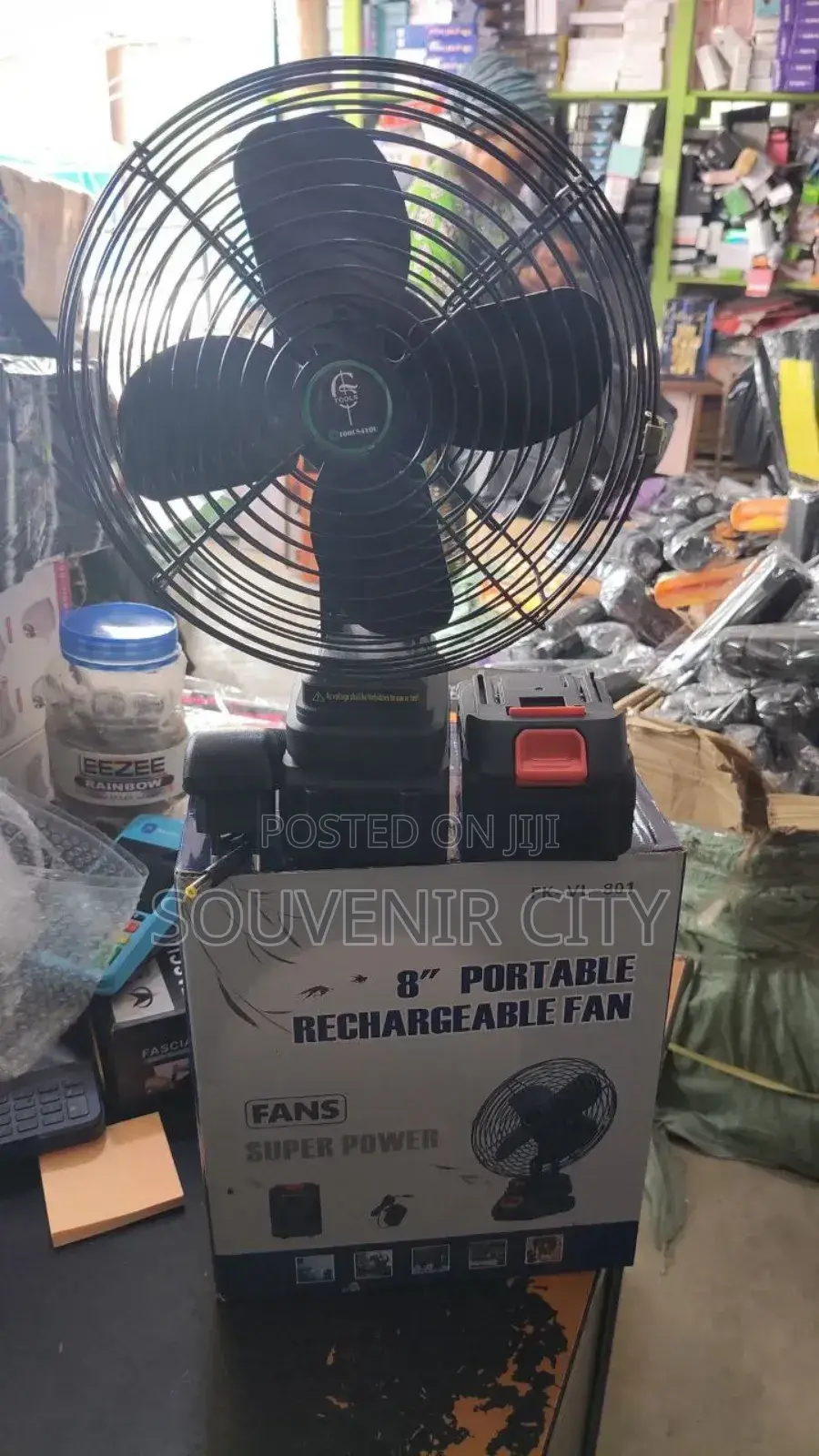 Lithium Fan With 2 48 Volts Batteries and Stainless Still Blade