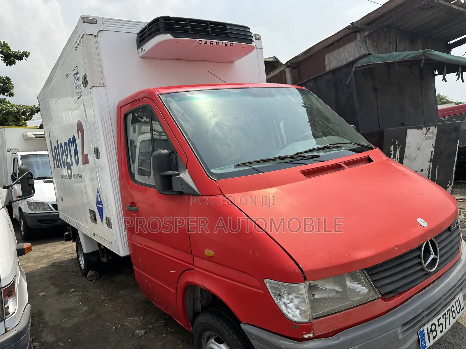 Mercedes Benz Cooling Van Six Tires