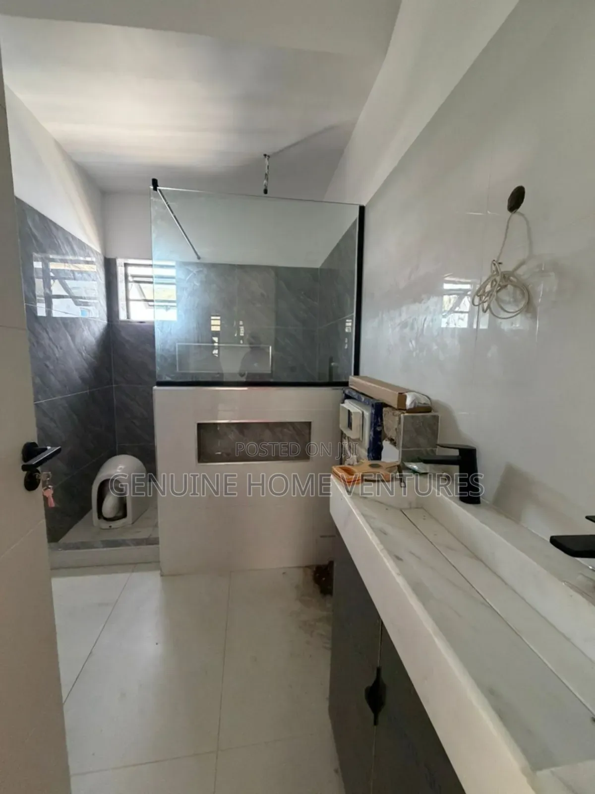 4bdrm Duplex in Chevron Lekki for sale