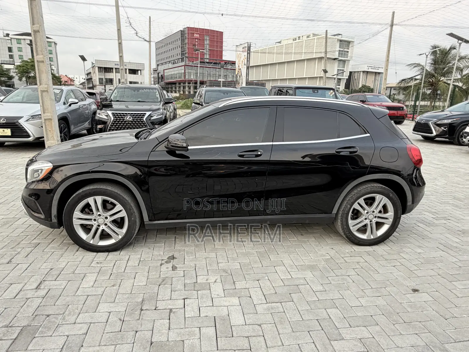 Mercedes-Benz GLA 250 2015 Black