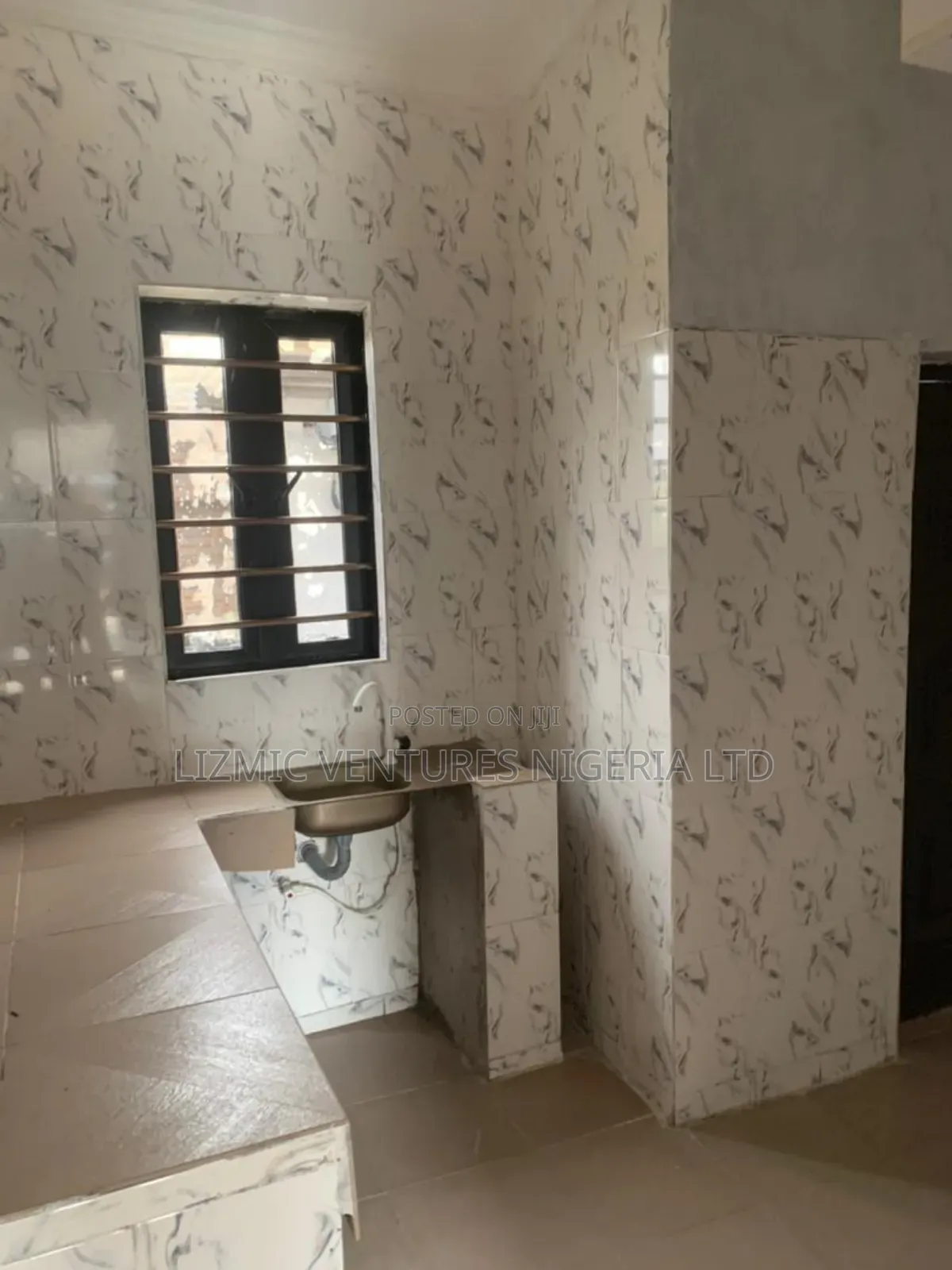 2bdrm Apartment in Olorunfemi Estate, Igando / Ikotun/Igando for rent