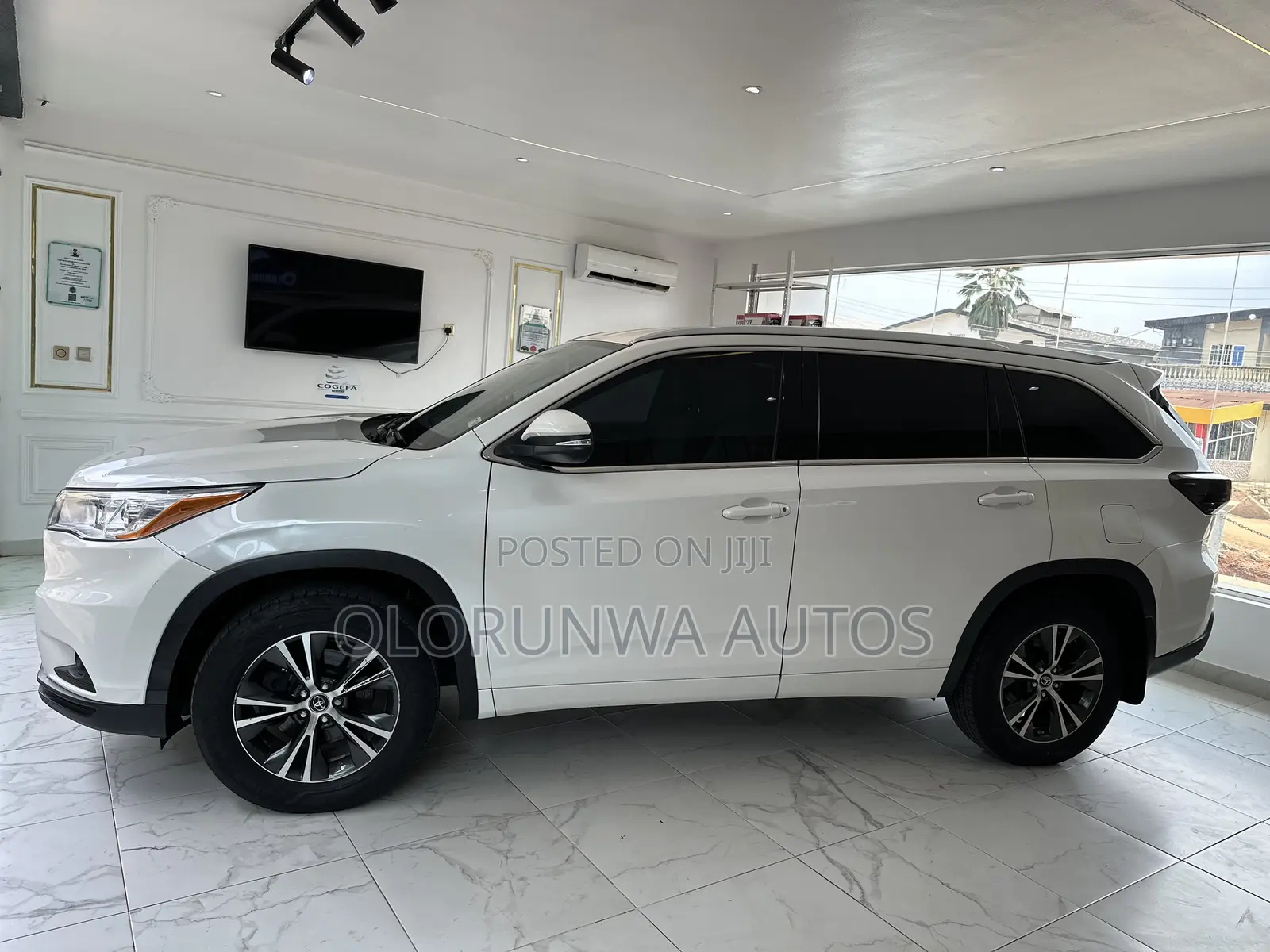 Toyota Highlander XLE V6 4x4 (3.5L 6cyl 6A) 2016 White