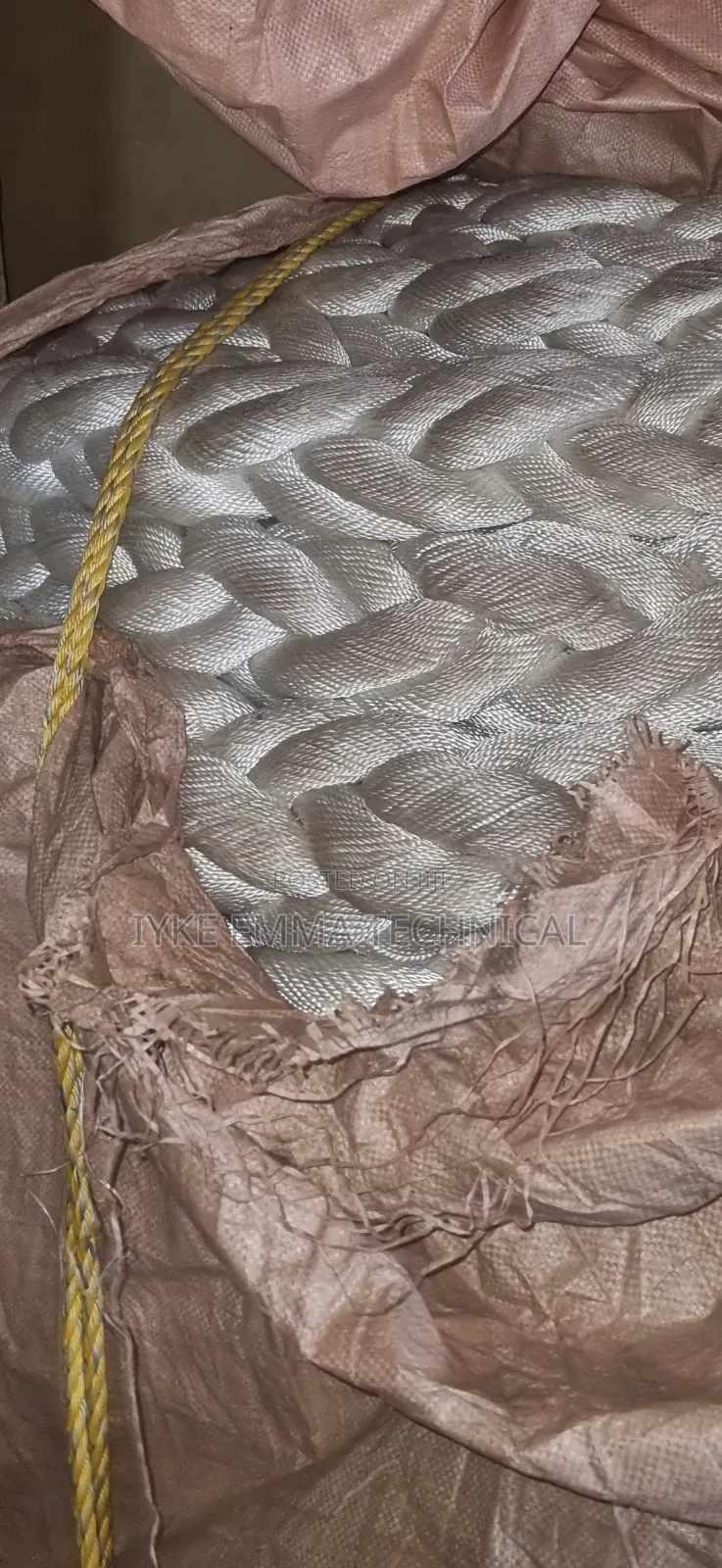 8 Strands Nylon Mooring Rope 2 1/2 Inches (64mm X 200mtrs Length