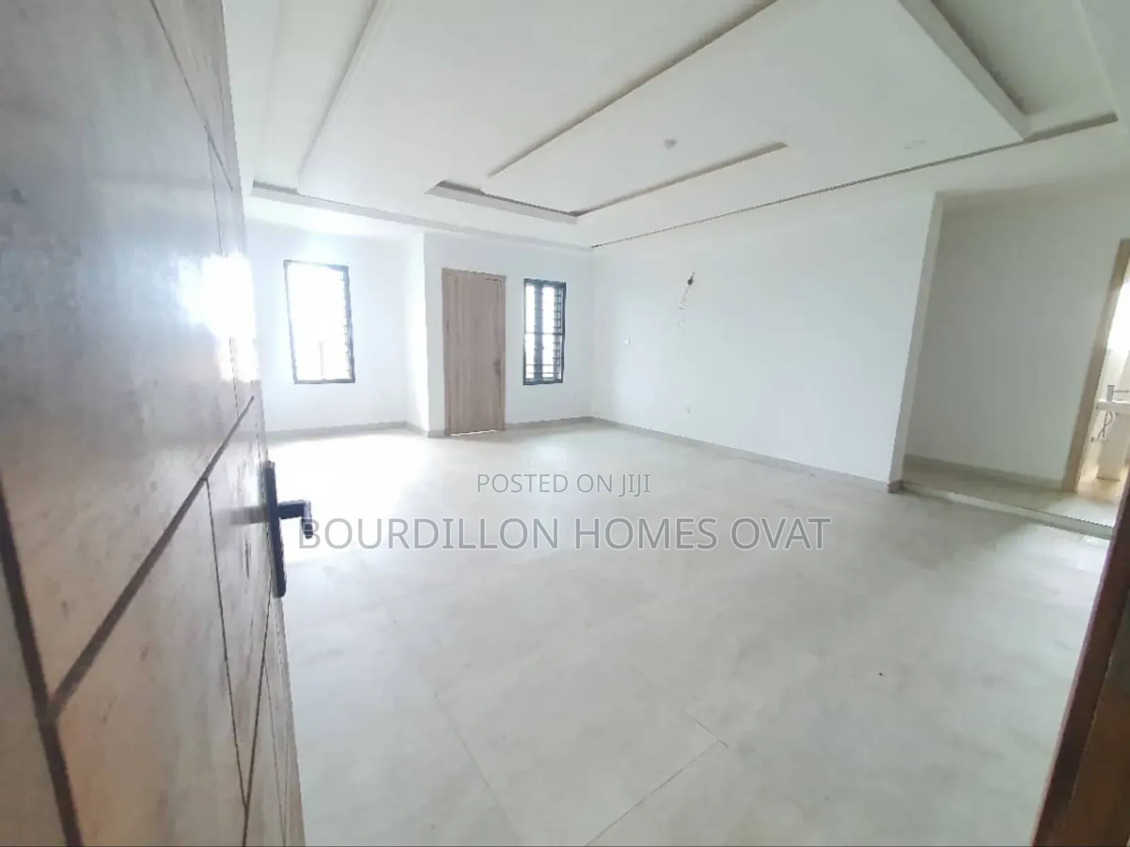 3bdrm Apartment in Ikate Lekki Lagos for sale
