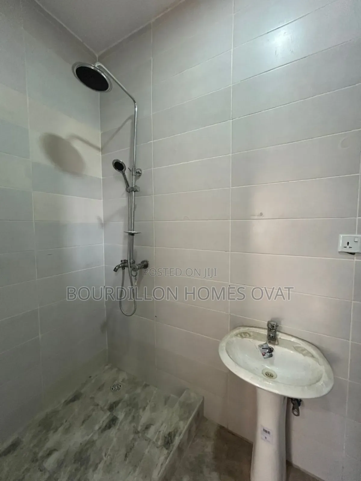 1bdrm Apartment in Ikate Lekki Lagos for sale