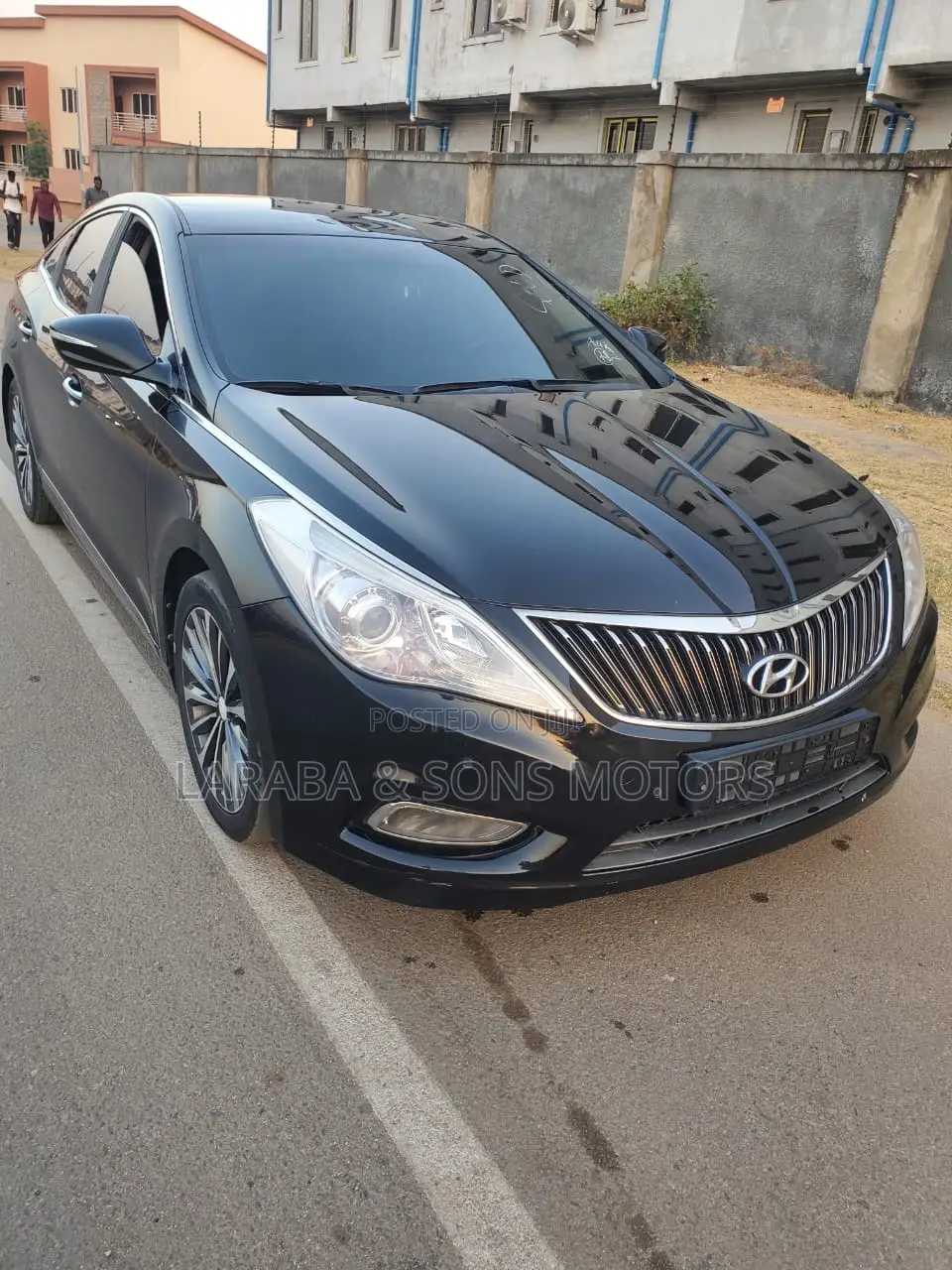 Hyundai Grandeur 2.2 CRDi 2012 Matt Black