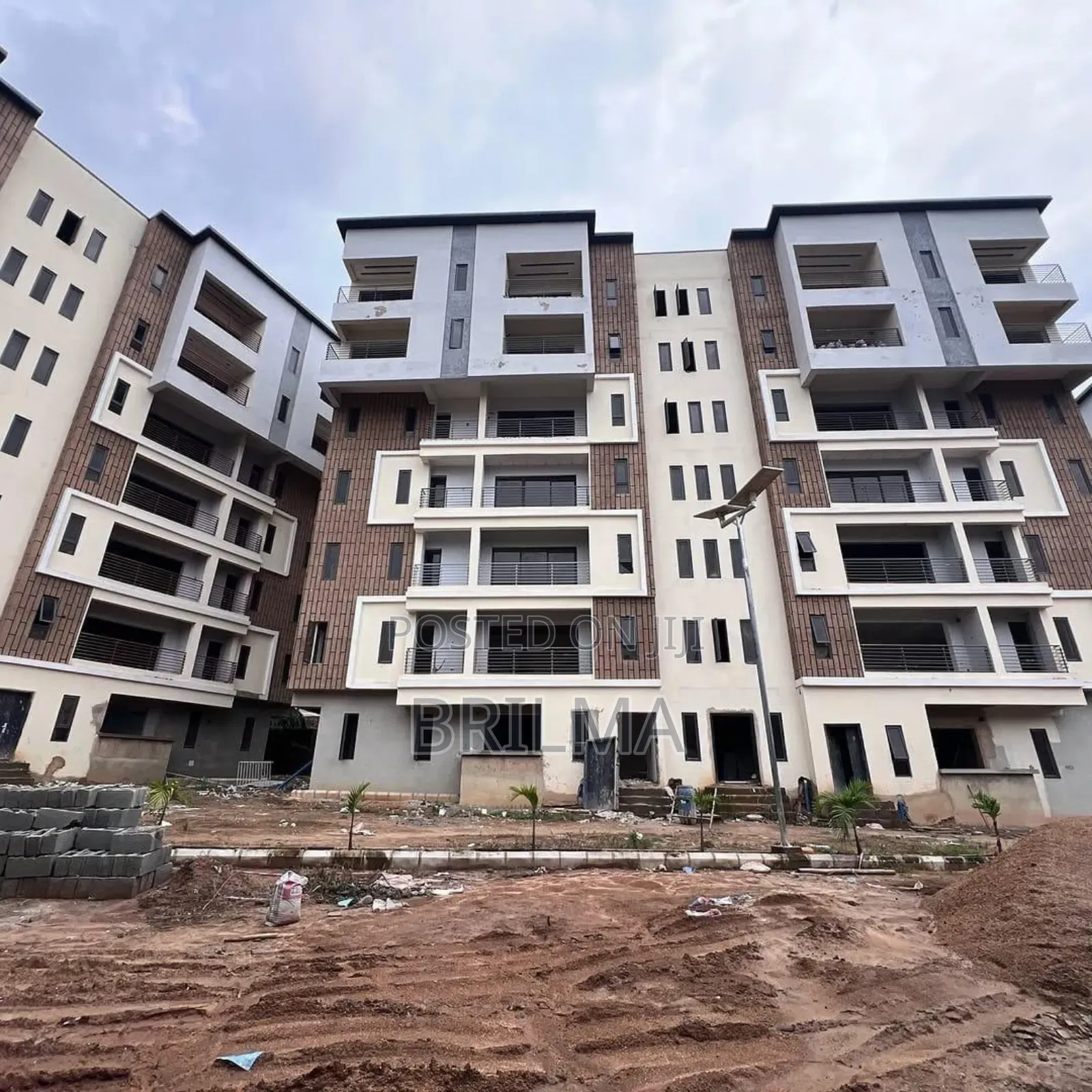 3bdrm Apartment in Mabushi for sale