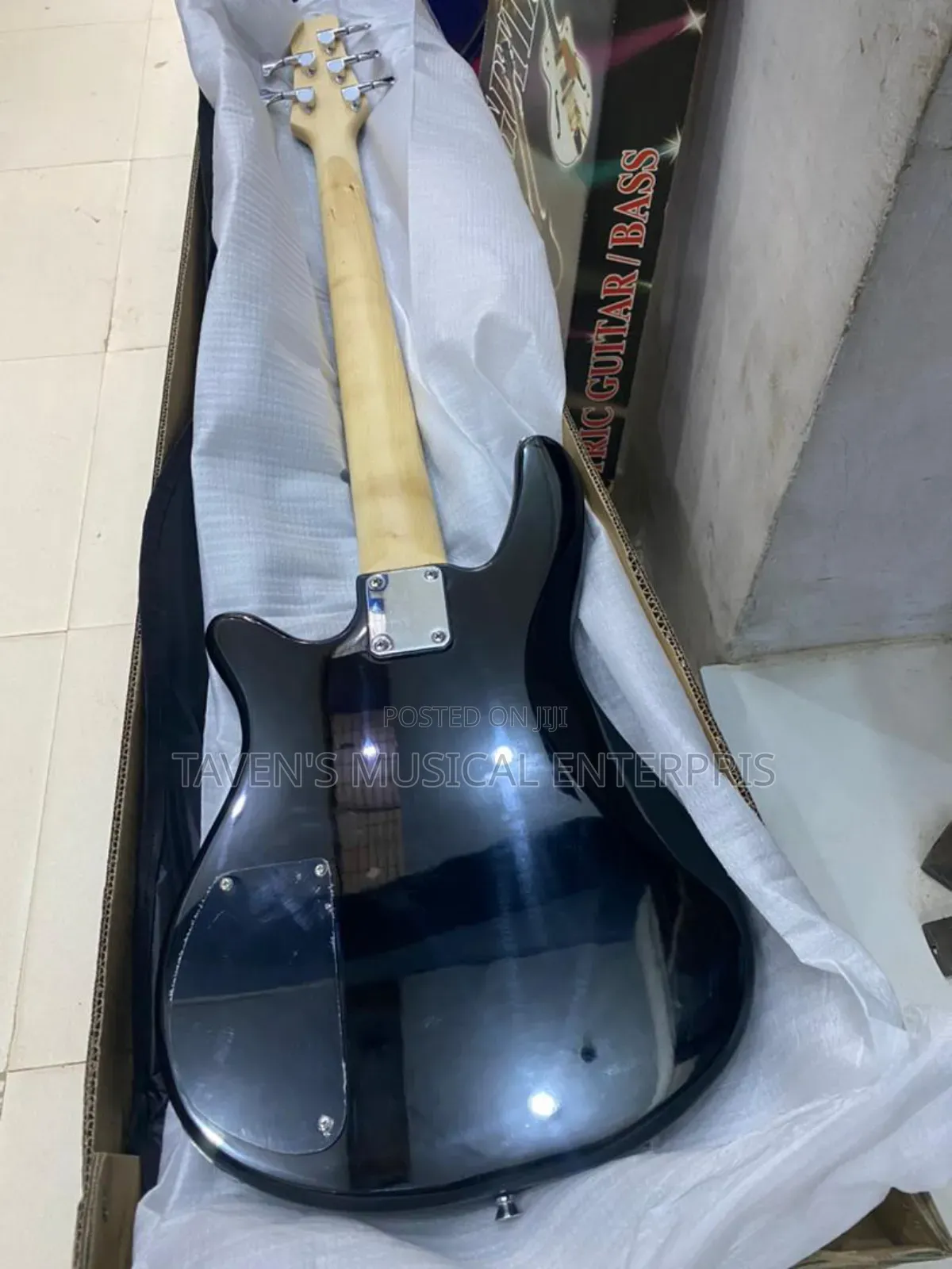 Wellsound Passive Electric Bass Guitar