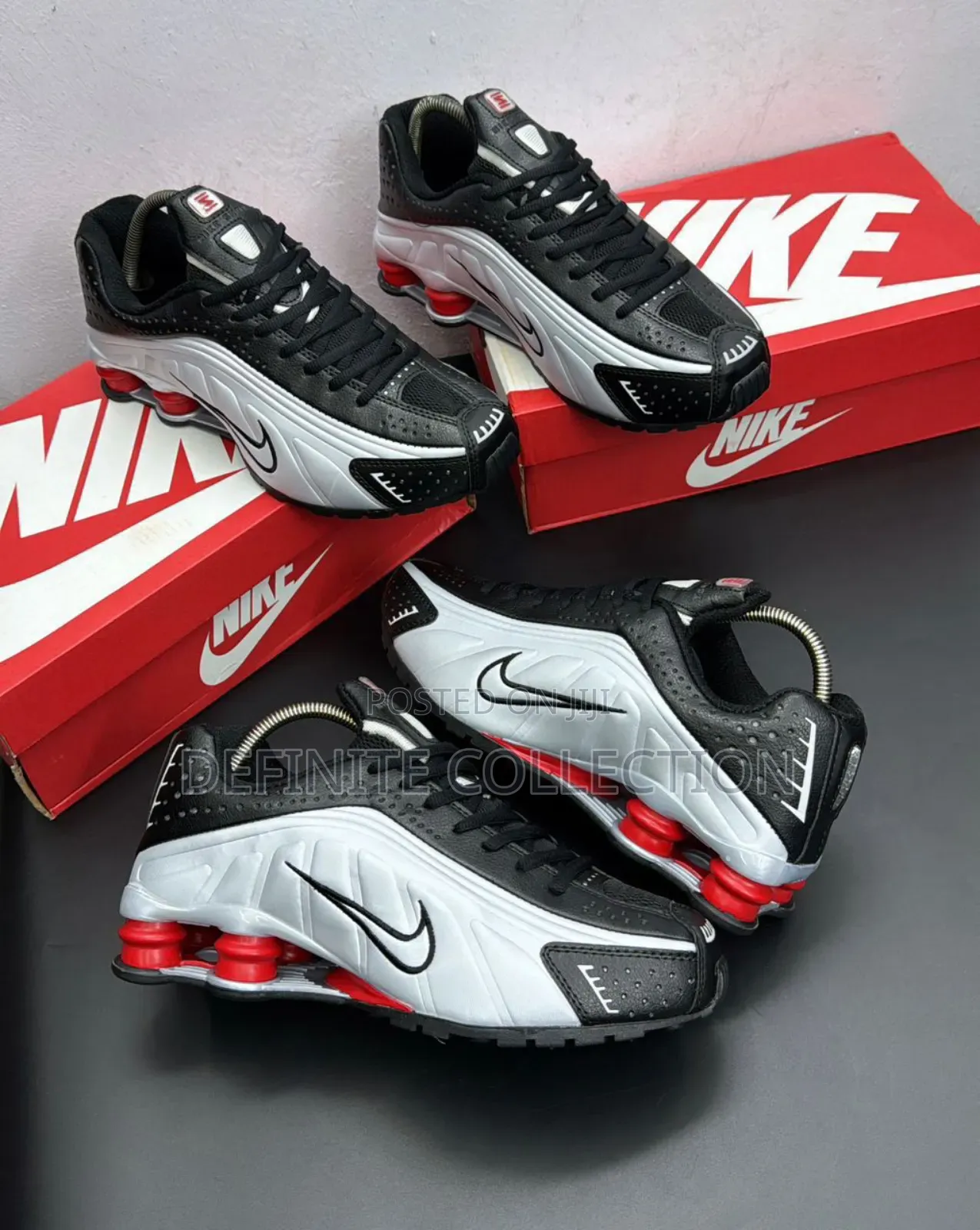 Nike Men Shox R4 Sneakers