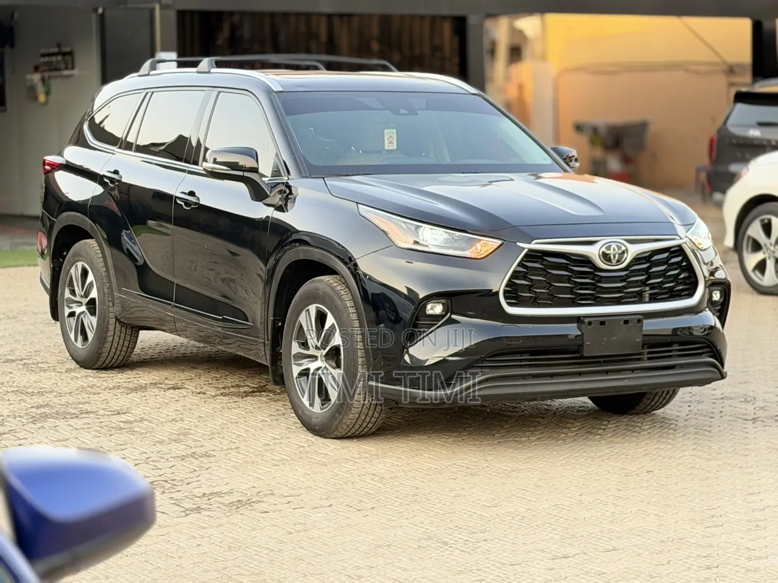 Toyota Highlander XLE 2021 Black