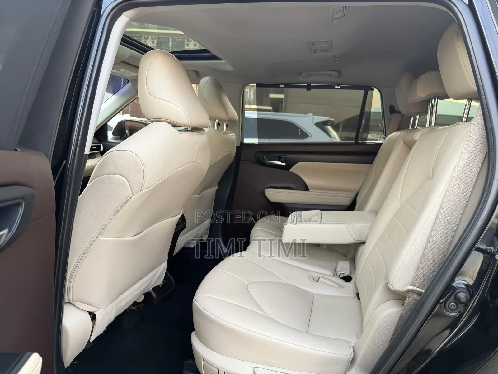 Toyota Highlander XLE 2021 Black