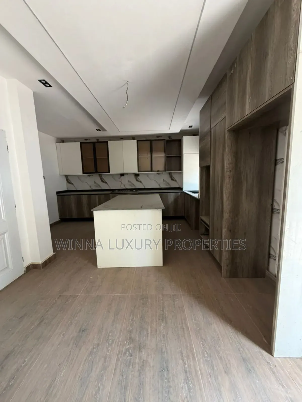 4bdrm Duplex in Gudu for sale