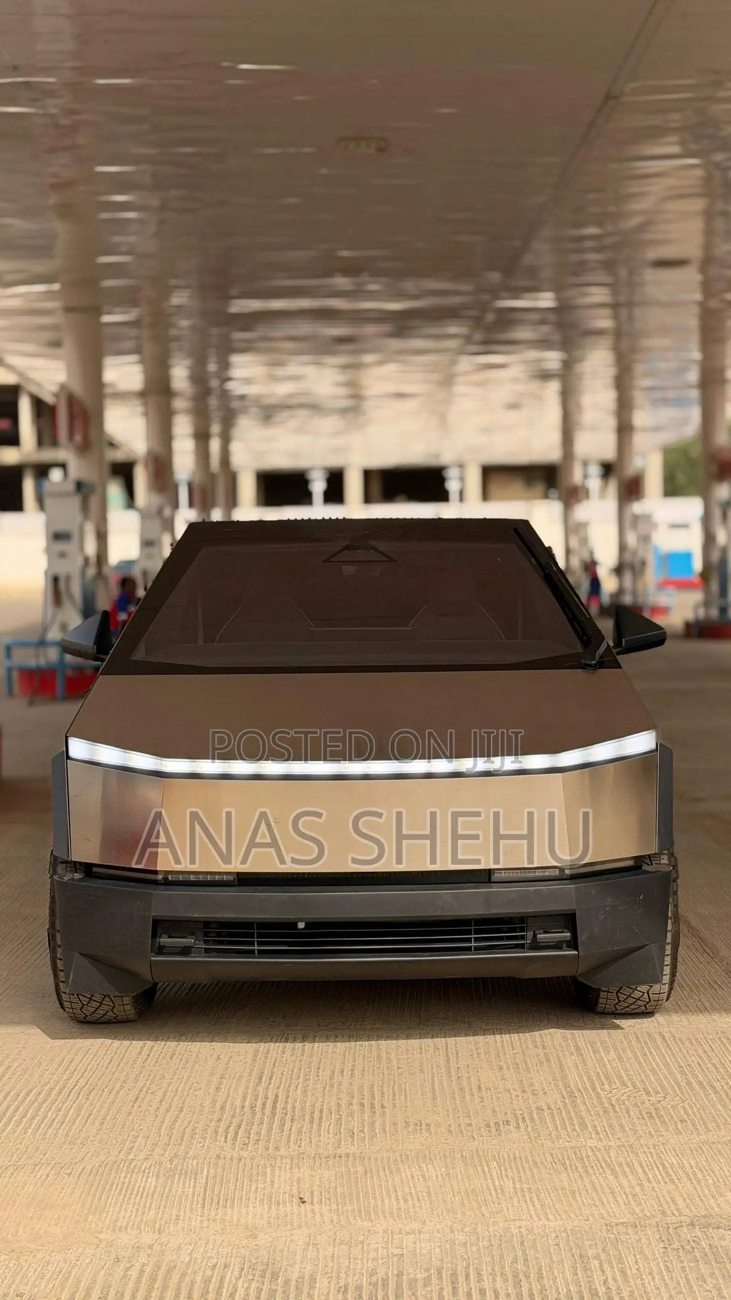 New Tesla Cybertruck Cyberbeast AWD 2025 Silver