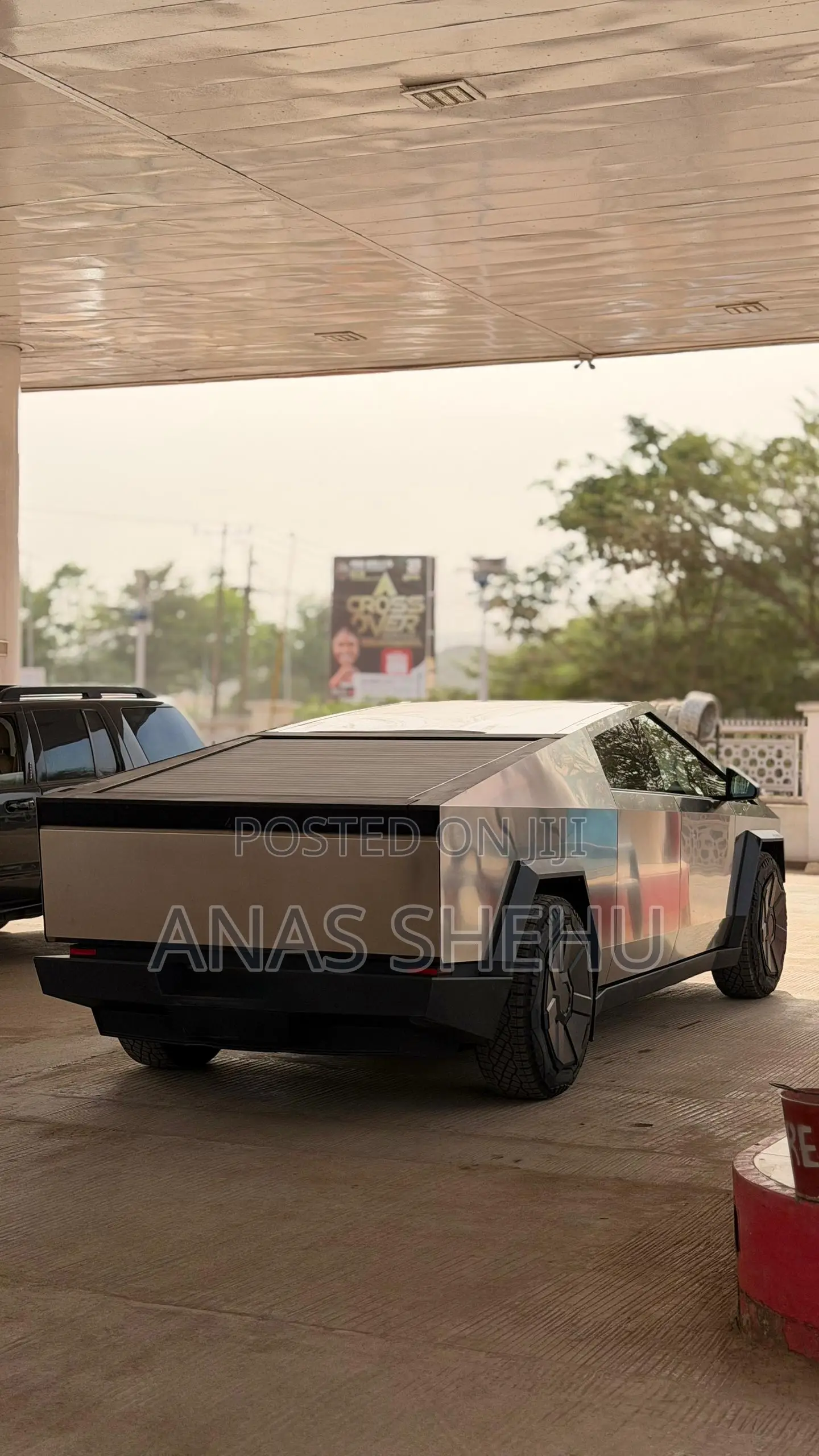 New Tesla Cybertruck Cyberbeast AWD 2025 Silver
