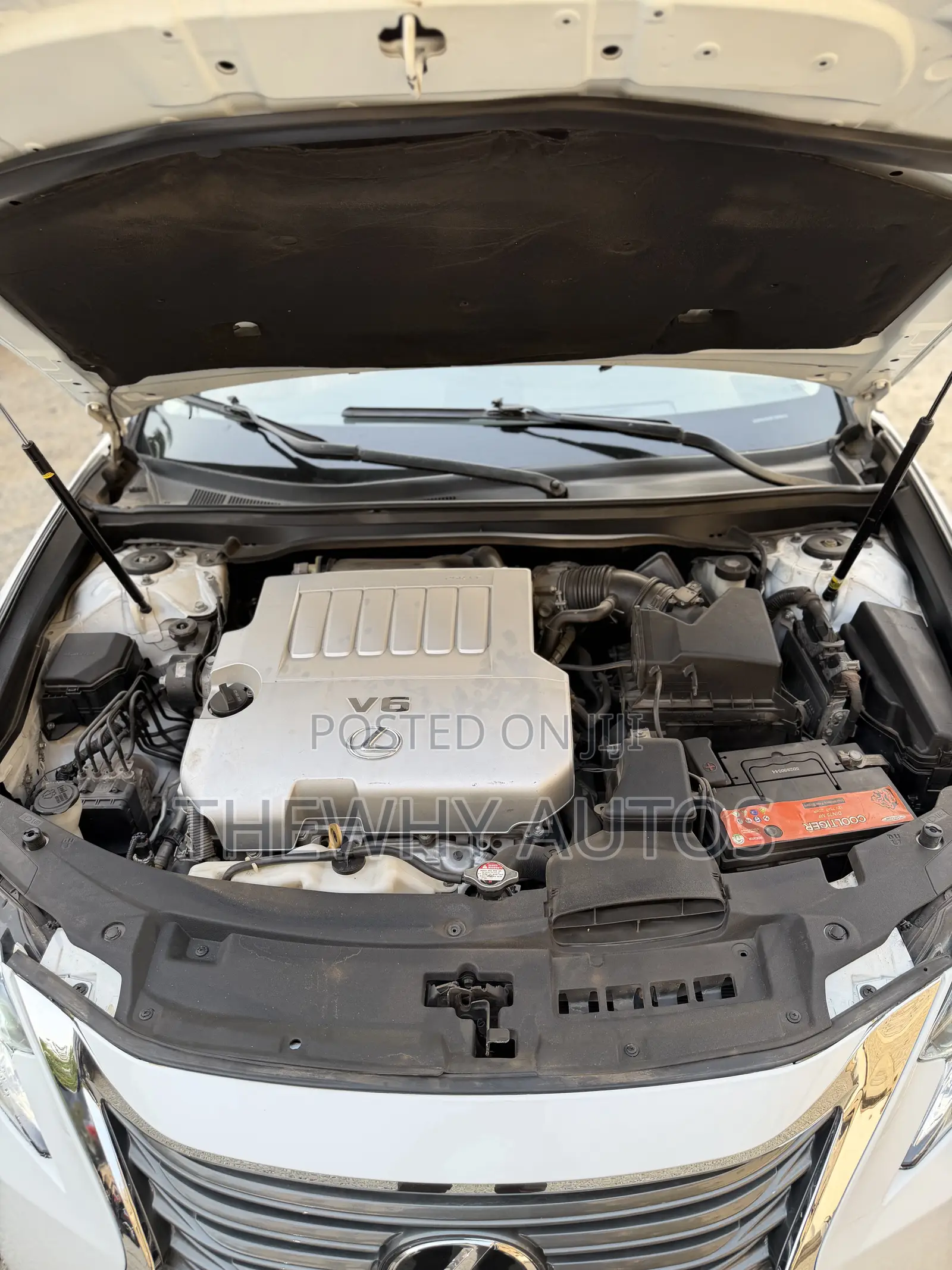 Lexus ES 350 FWD 2015 White
