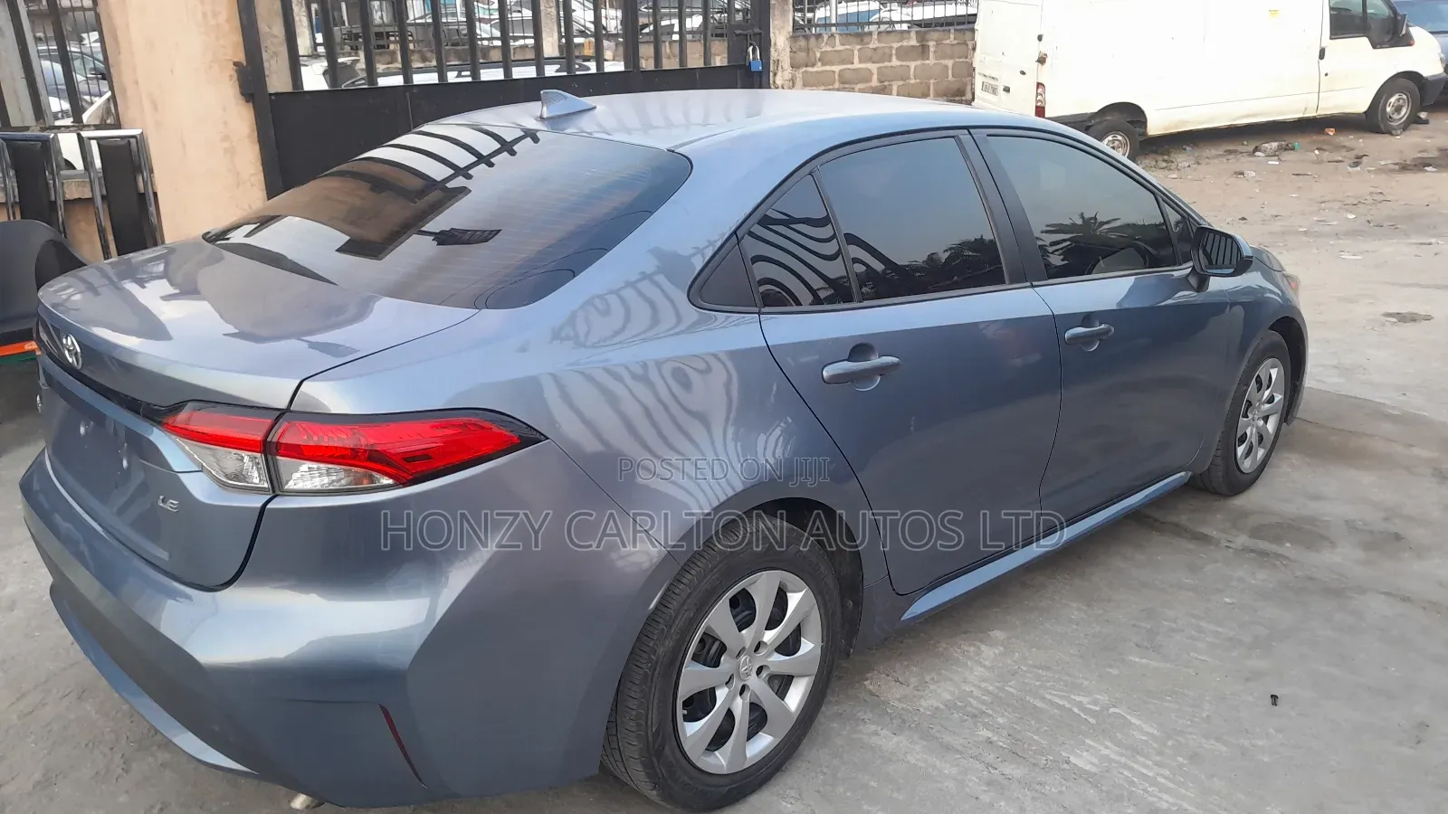 Toyota Corolla LE 2022 Blue