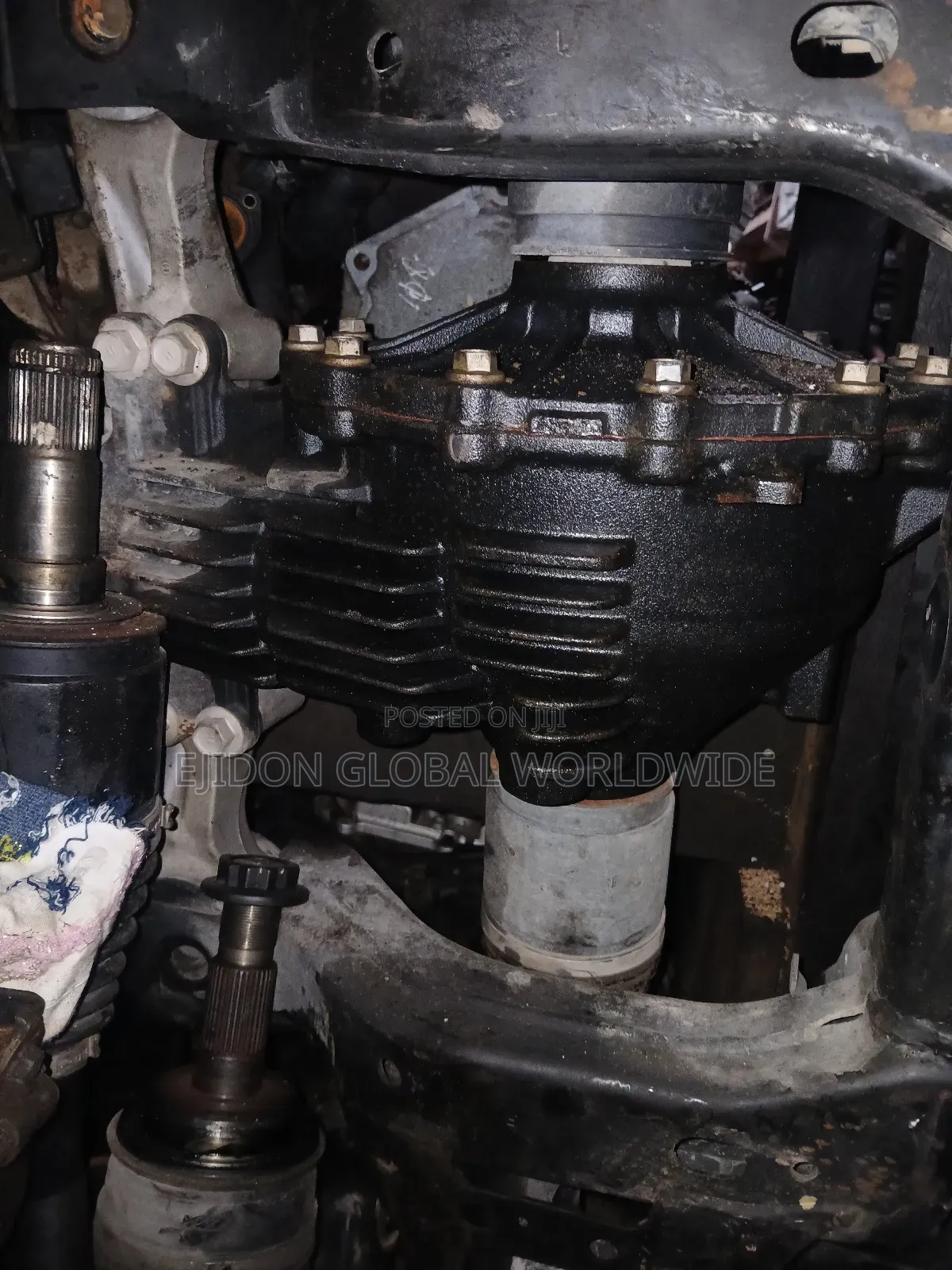 Centre Center Back Axle Toyota Sequoia 2018 2019 2020 2021