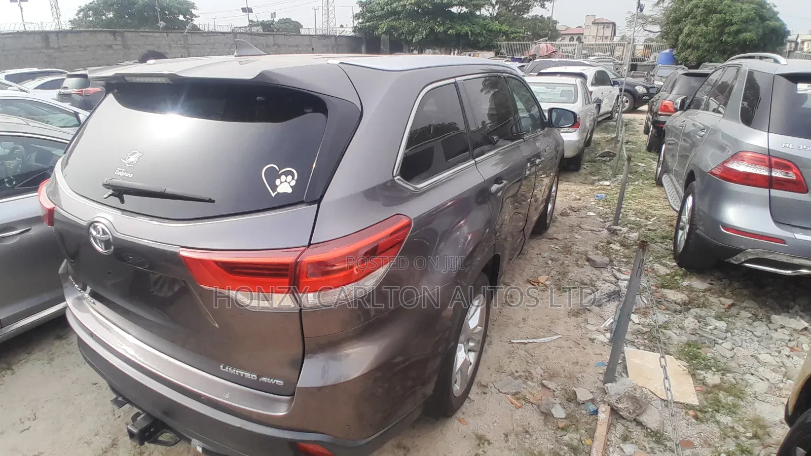 Toyota Highlander Limited 4dr SUV AWD (3.5L 6cyl 6A) 2015 Gray
